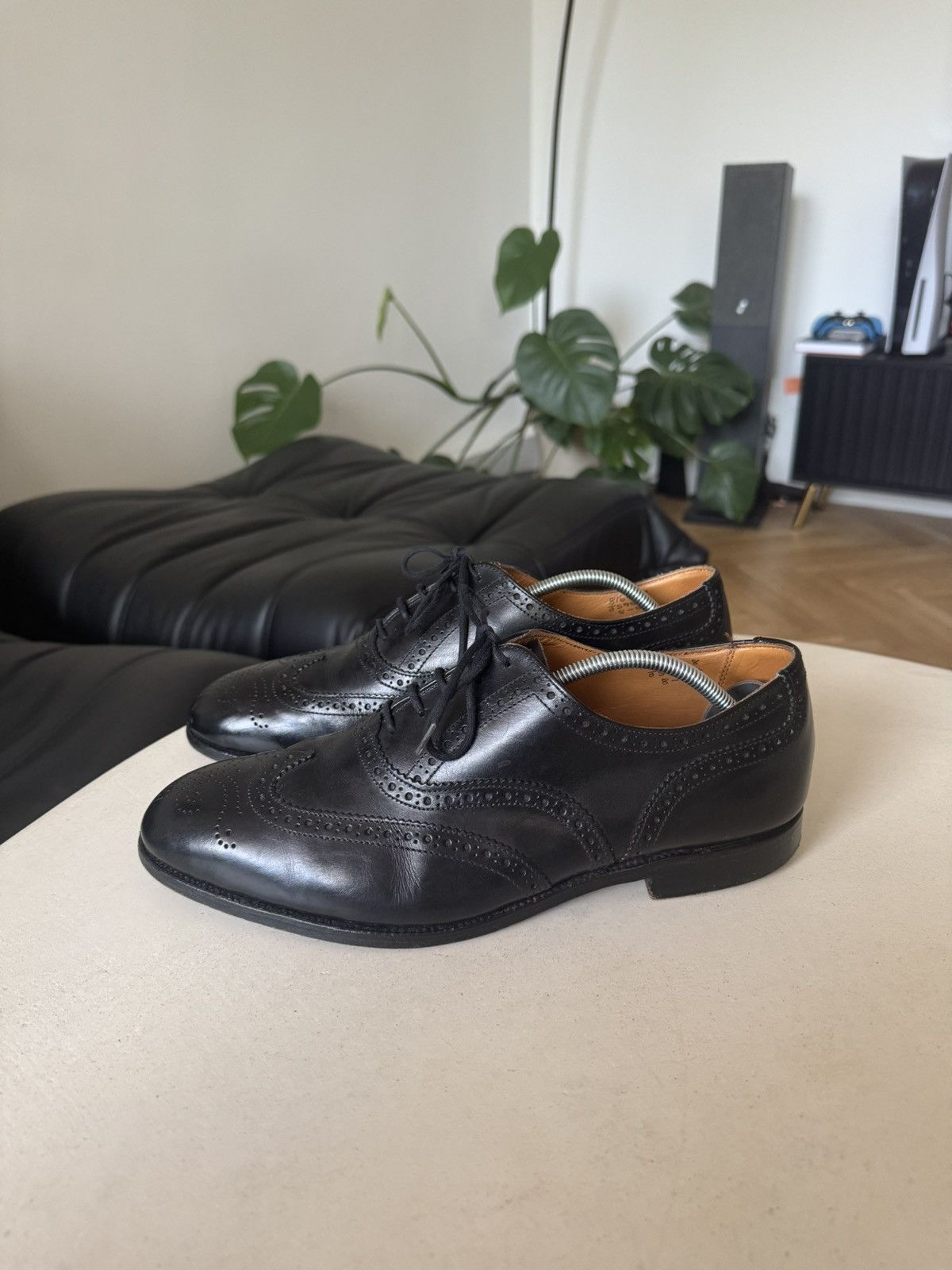 Tricker's Tricker's Leather Black Casual Derby Shoes High Quality Size US 8 / EU 41 - 1 Thumbnail