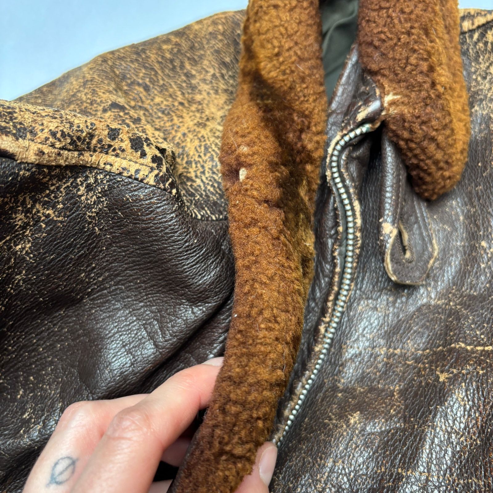 Vintage Vintage 50s USN G-1 Leather Flight Jacket L.W. Foste Size US M / EU 48-50 / 2 - 19 Thumbnail