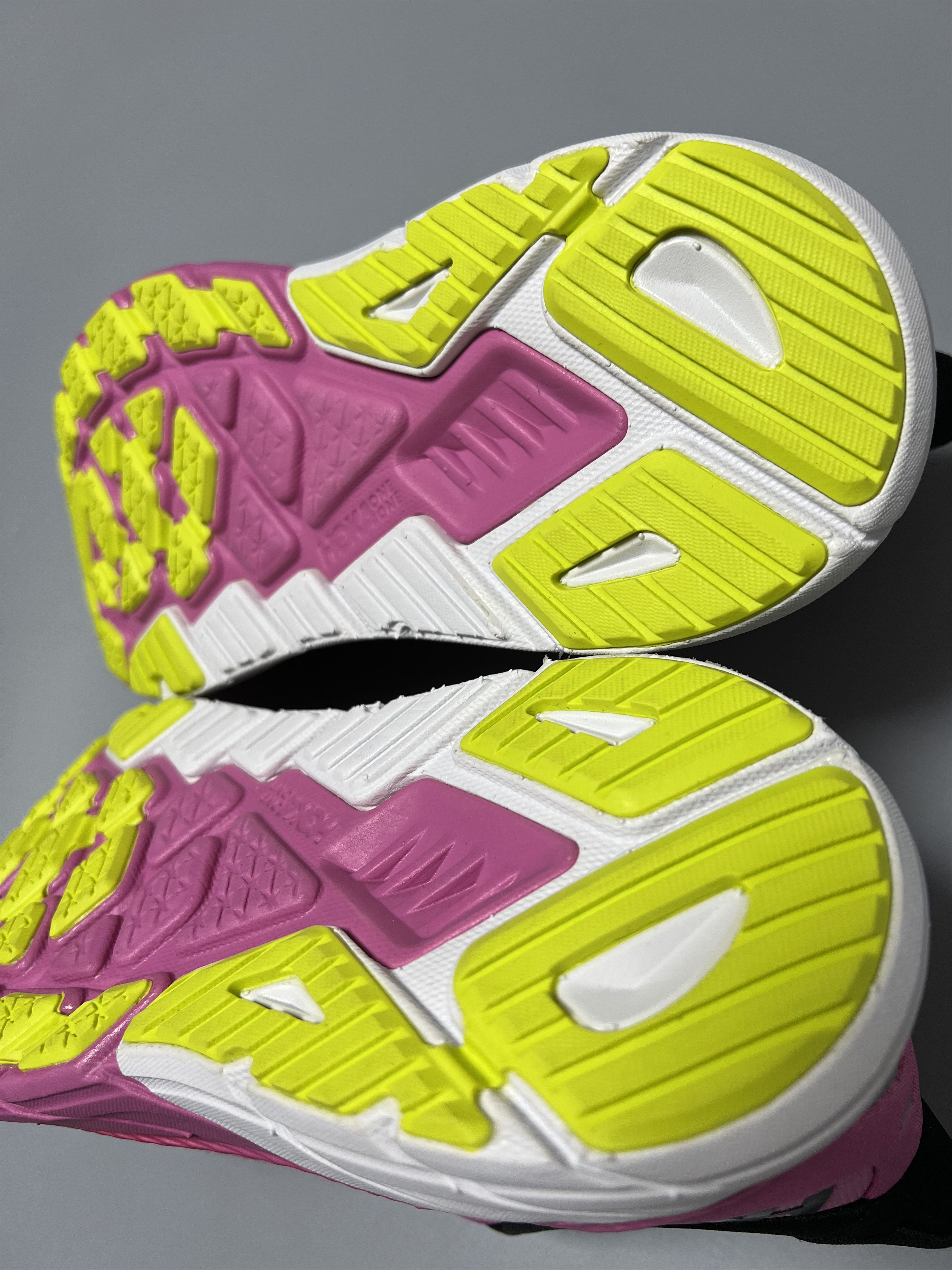 Hoka 7B Hoka One One Arahi 6 Women's Running Shoes Walking Gym Size US 7 / IT 37 - 13 Thumbnail