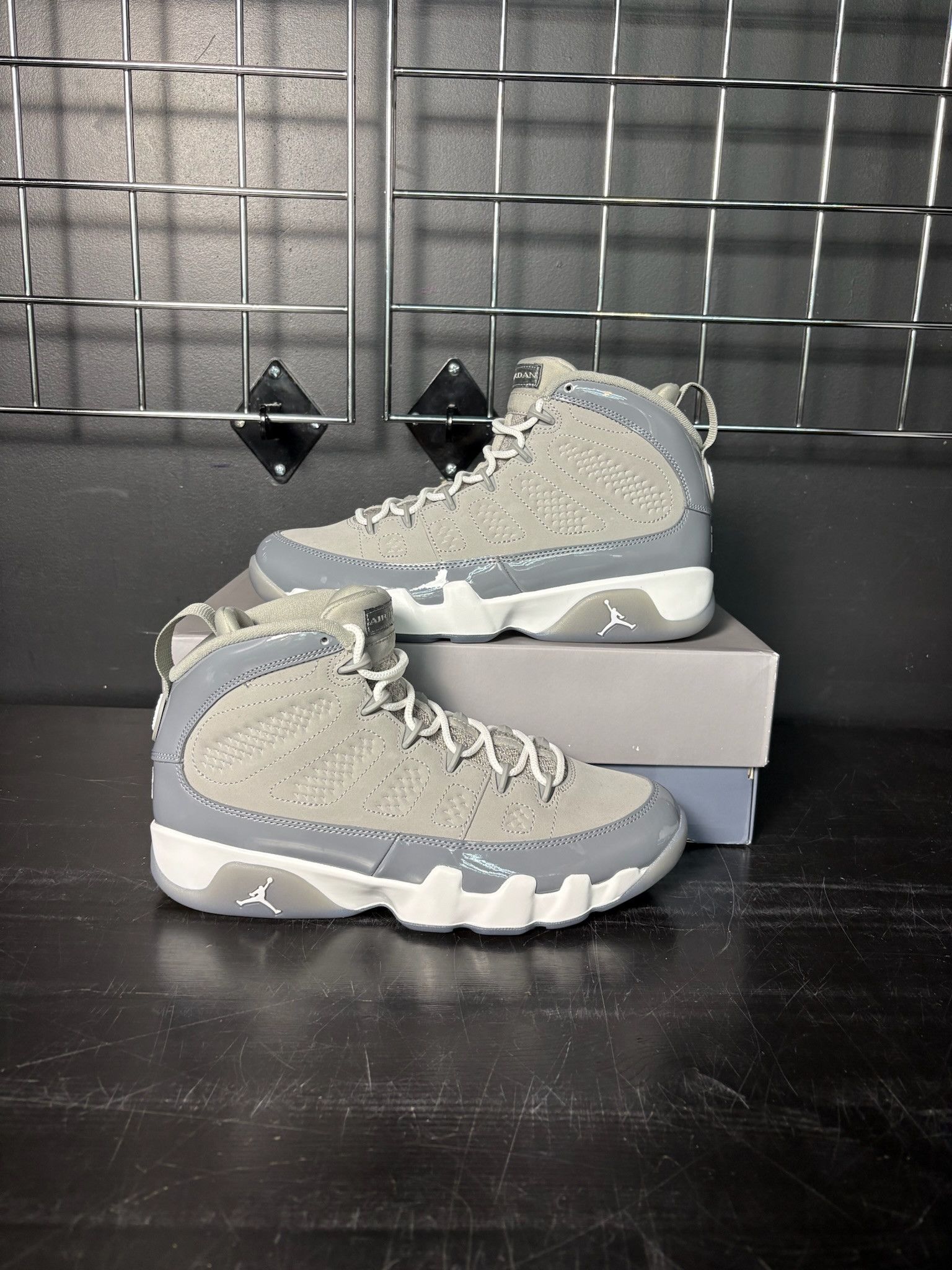 Jordan Brand Air Jordan 9 Retro "Cool Grey" (2025) - Size 8 Size US 8 / EU 41 - 1 Thumbnail