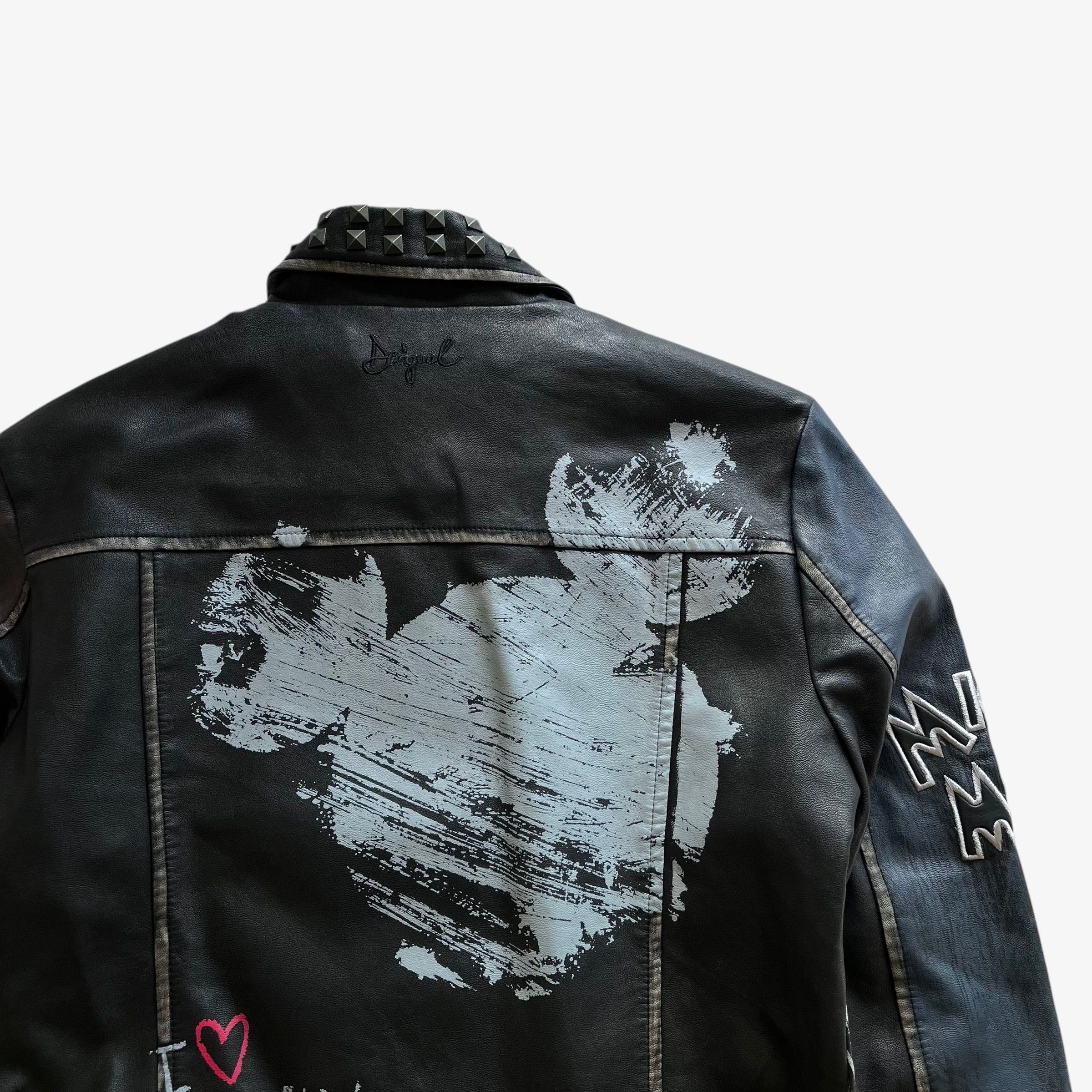 Desigual Vintage Y2K Women's Desigual Disney Faux Leather Jacket Size S / US 4 / IT 40 - 6 Thumbnail