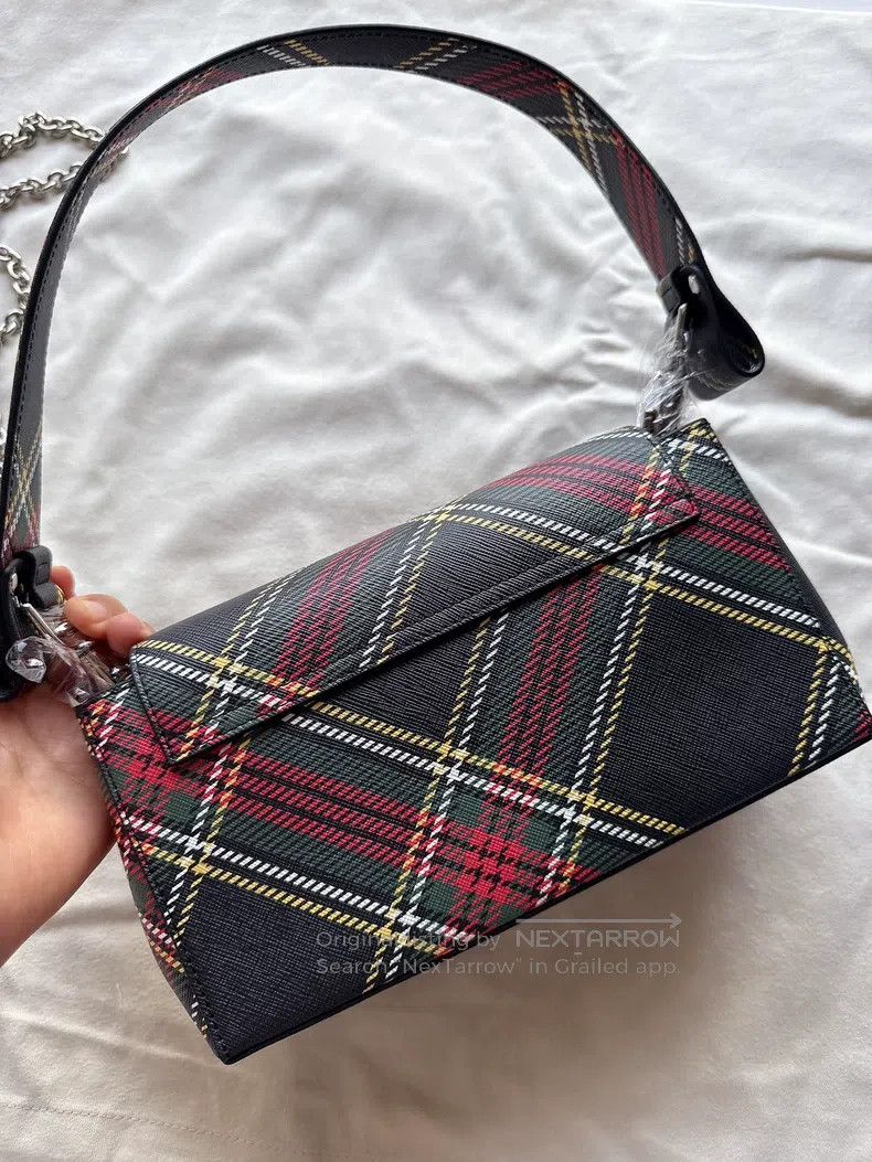 Vivienne Westwood Vivienne Westwood size os Large Checkered Baguette Underarm Size ONE SIZE - 6 Thumbnail