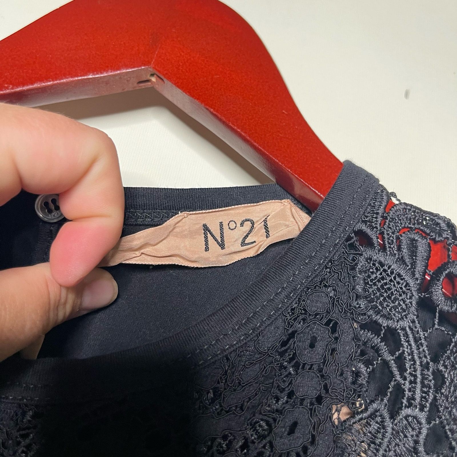 N21 N.21 Short Sleeve Laced Pullover Blouse Black 42 US 6 M Size M / US 6-8 / IT 42-44 - 4 Thumbnail