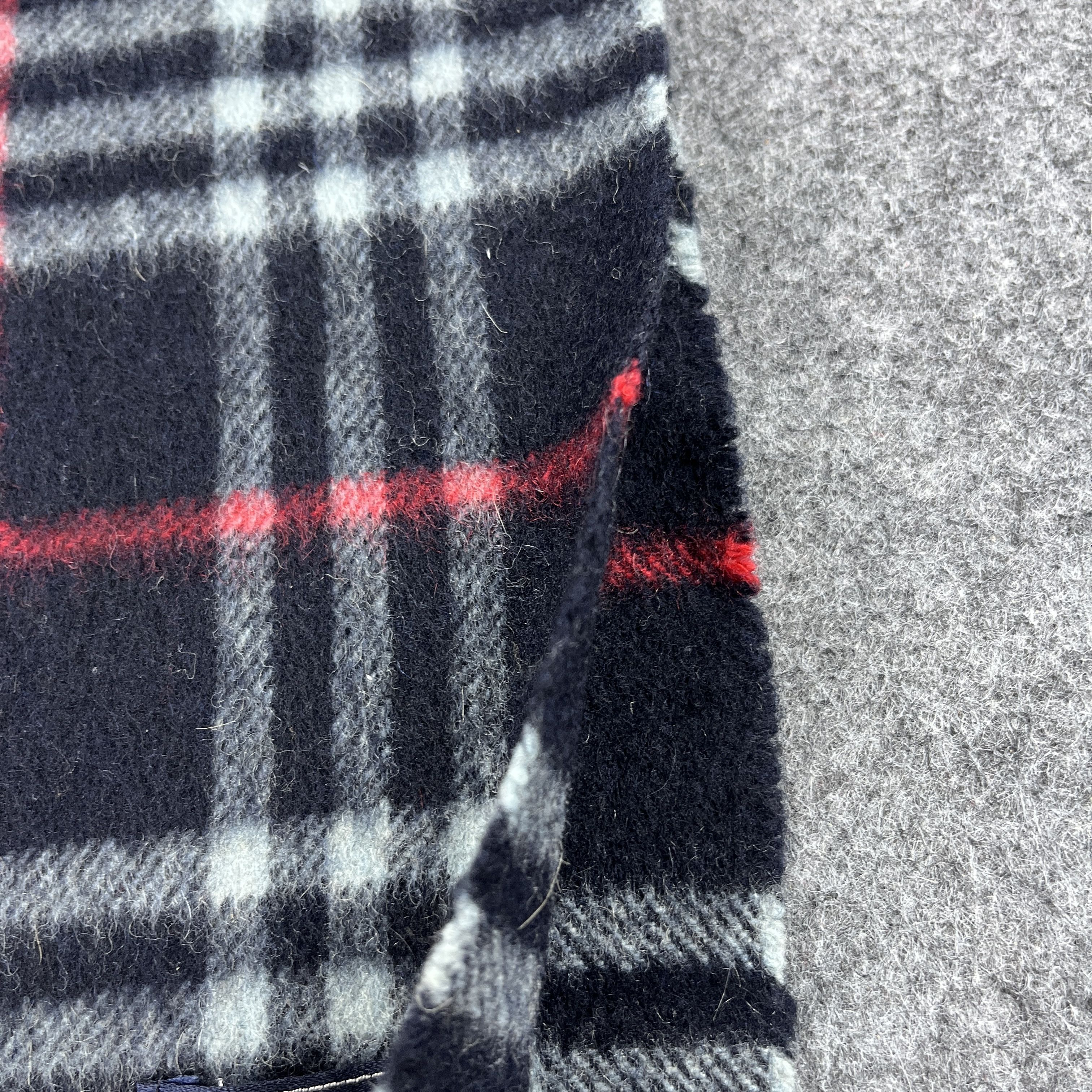 Burberry Burberrys Scarf / Muffler / Neckwear K060 Size ONE SIZE - 9 Thumbnail