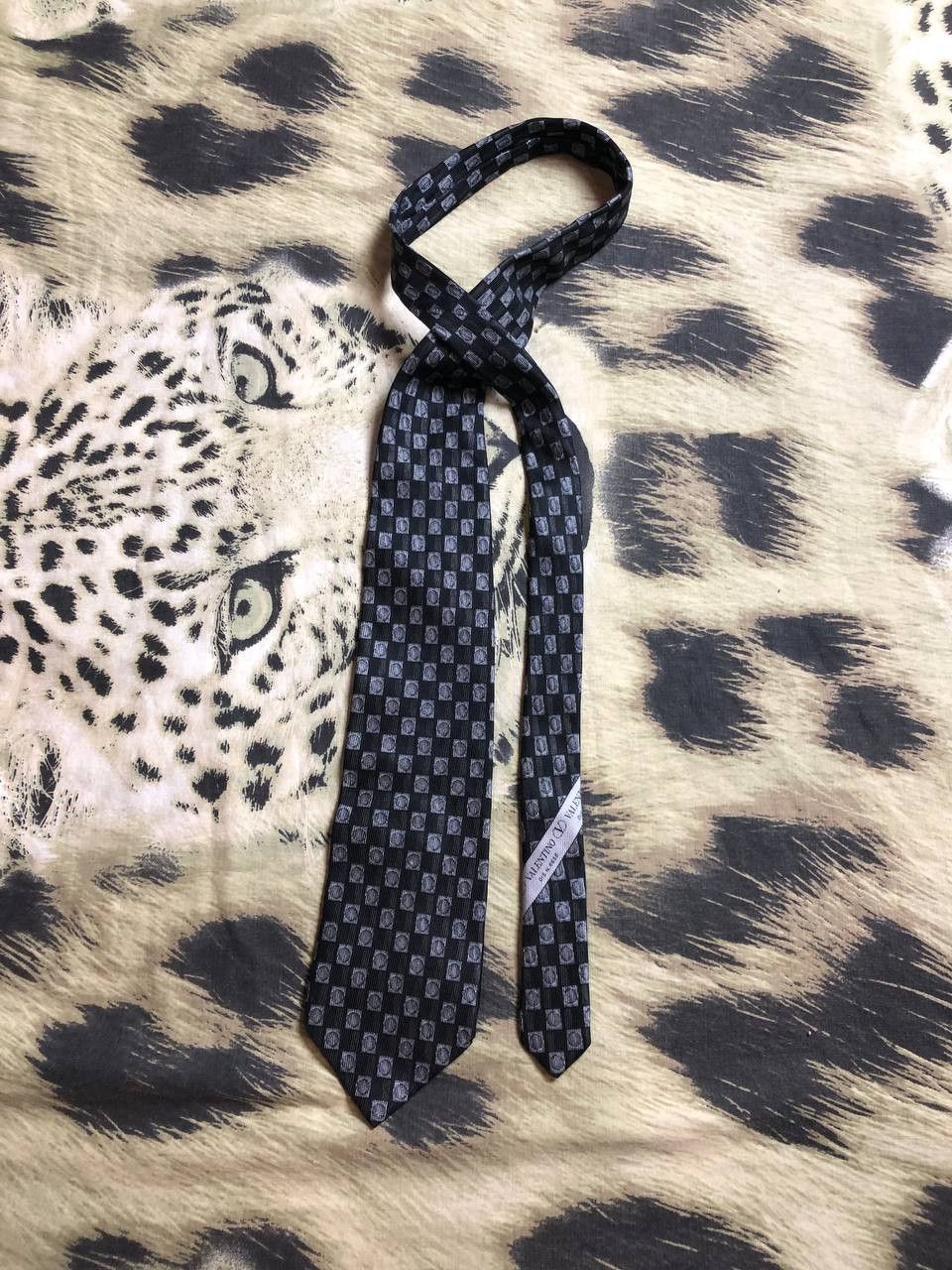 Valentino VALENTINO Abstract Plaid Design Silk Necktie Tie Size ONE SIZE - 7 Thumbnail