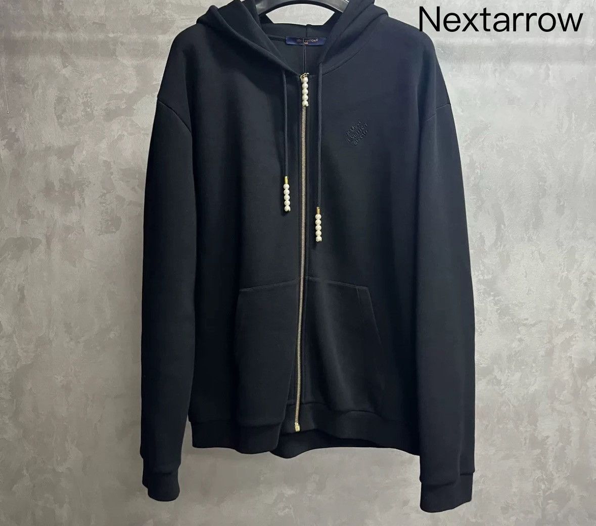 Louis Vuitton Louis Vuitton 24 latest embroidered long sleeved sweatshirt Size US XXL / EU 58 / 5 - 1 Thumbnail