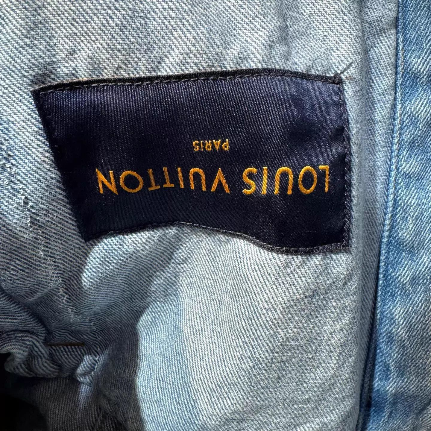 Louis Vuitton Louis Vuitton Washed Blue Denim Jacket Size 50 New Size US M / EU 48-50 / 2 - 5 Thumbnail