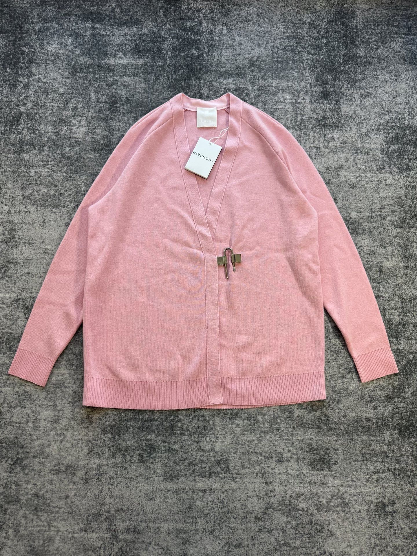 Givenchy Givenchy Pink Lock Button Wool Cardigan Size S / US 4 / IT 40 - 1 Thumbnail