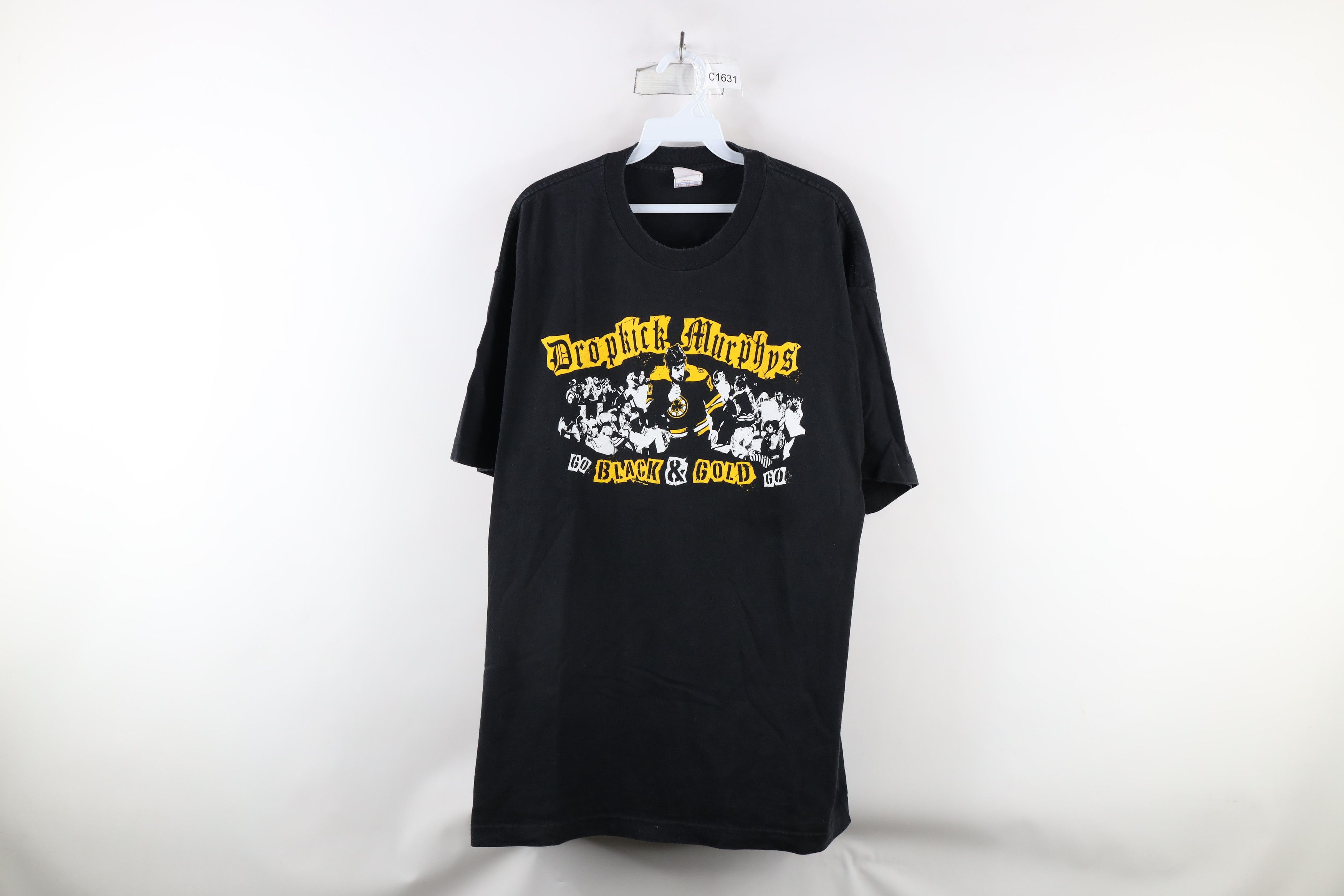 Vintage Vintage Y2K 2003 & Gold Go Dropkick Murphys Band T-Shirt USA Size US XL / EU 56 / 4 - 1 Thumbnail