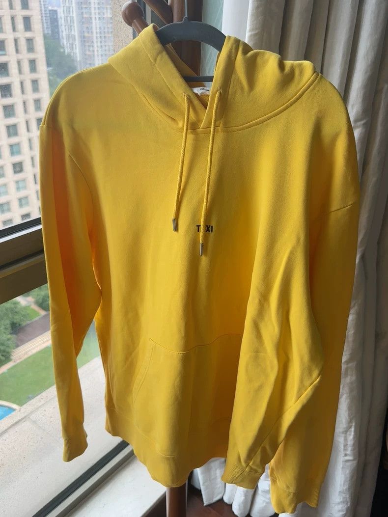 Helmut Lang HELMUT LANG Yellow hoodie Size XL / US 12-14 / IT 48-50 - 1 Thumbnail
