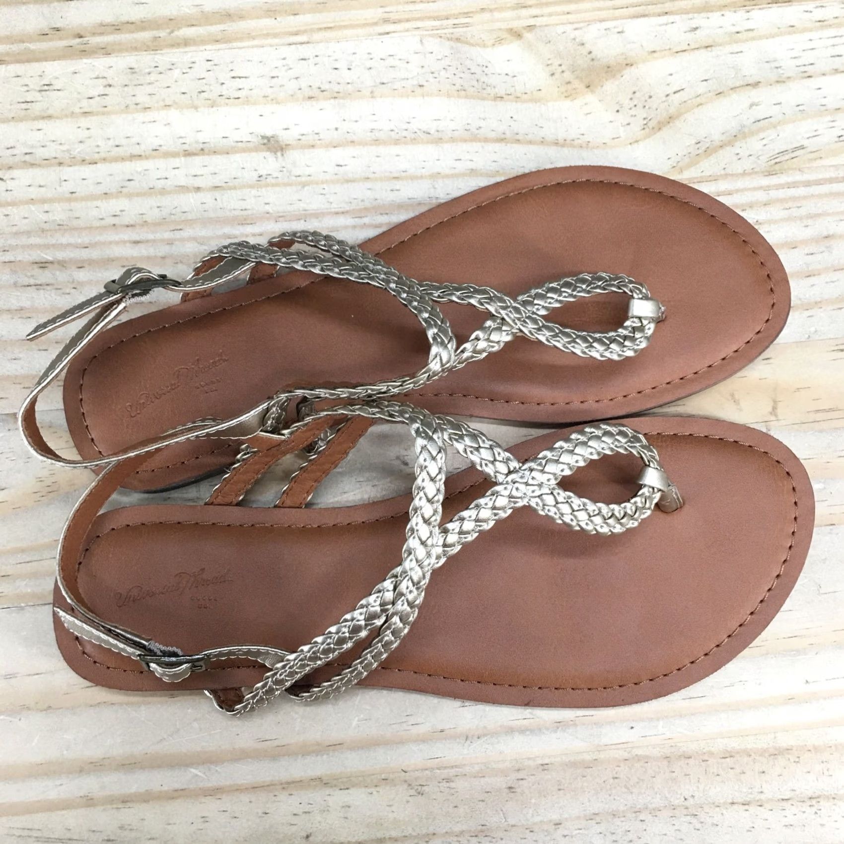 Vintage Universal Thread Sandals Women 9 Gold Slingback Buckle Casual Shoes Size US 9 / IT 39 - 5 Thumbnail