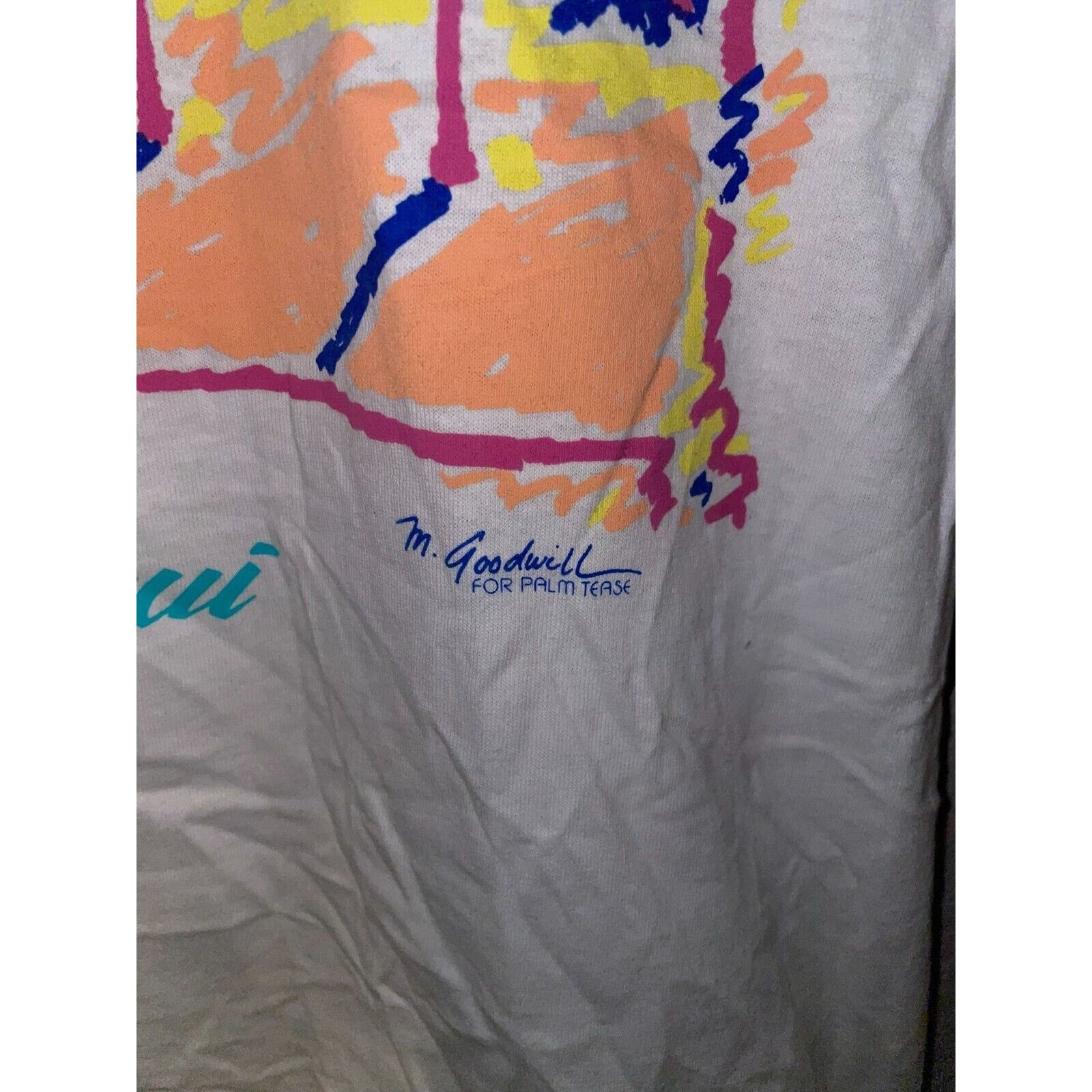 Fruit Of The Loom Vintage Hawaii Shirt M. Goodwill Maui Artwork White L Tee Size US L / EU 52-54 / 3 - 6 Thumbnail