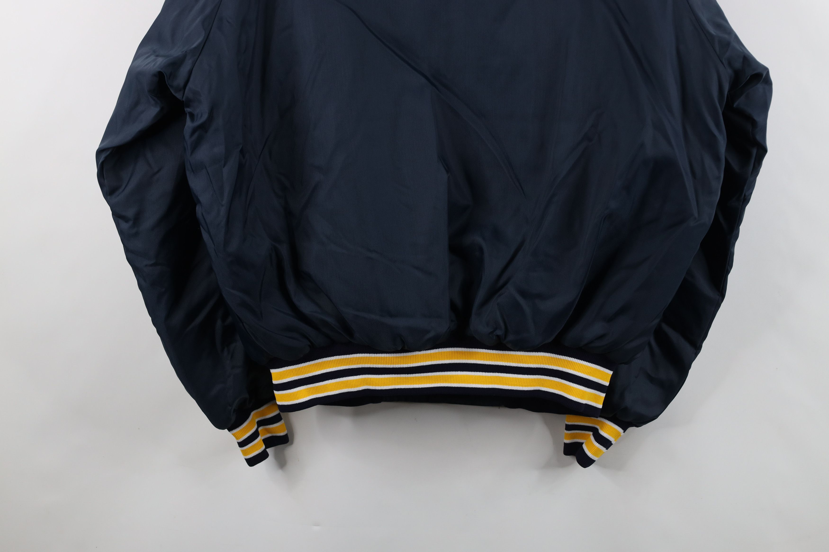 Vintage Vintage 70s 80s Streetwear Quilted Satin Bomber Jacket USA Size US L / EU 52-54 / 3 - 13 Thumbnail