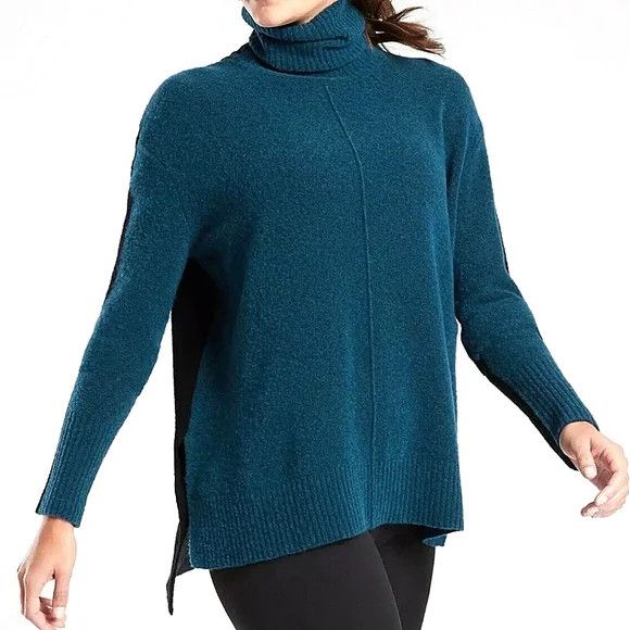Transit Teal/Black Colorblock Turtleneck Sweater Winter Work