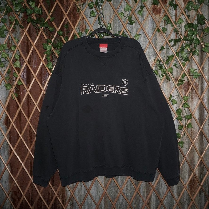 Reebok XXL -Vintage Y2K Oakland Raiders embroider 2000s sweatshirt Size US XXL / EU 58 / 5 - 1 Thumbnail