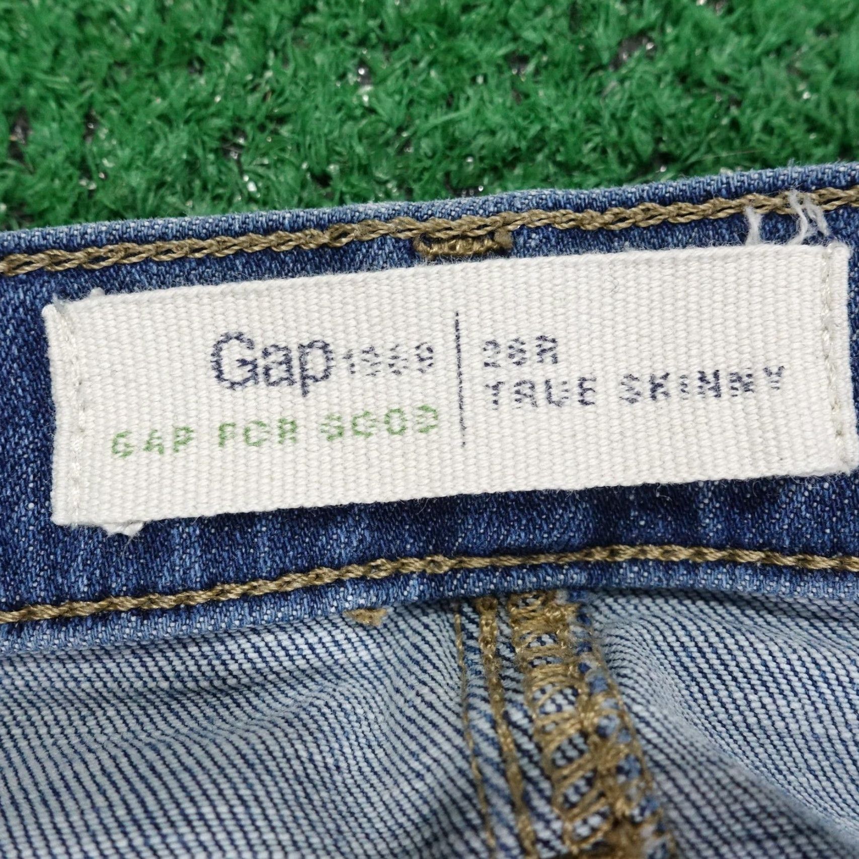 Gap VINTAGE GAP 1969 True Skinny Jeans Womens 26 Blue Mid Rise Distressed Stretch Denim Size 26" / US 2 / IT 38 - 7 Thumbnail