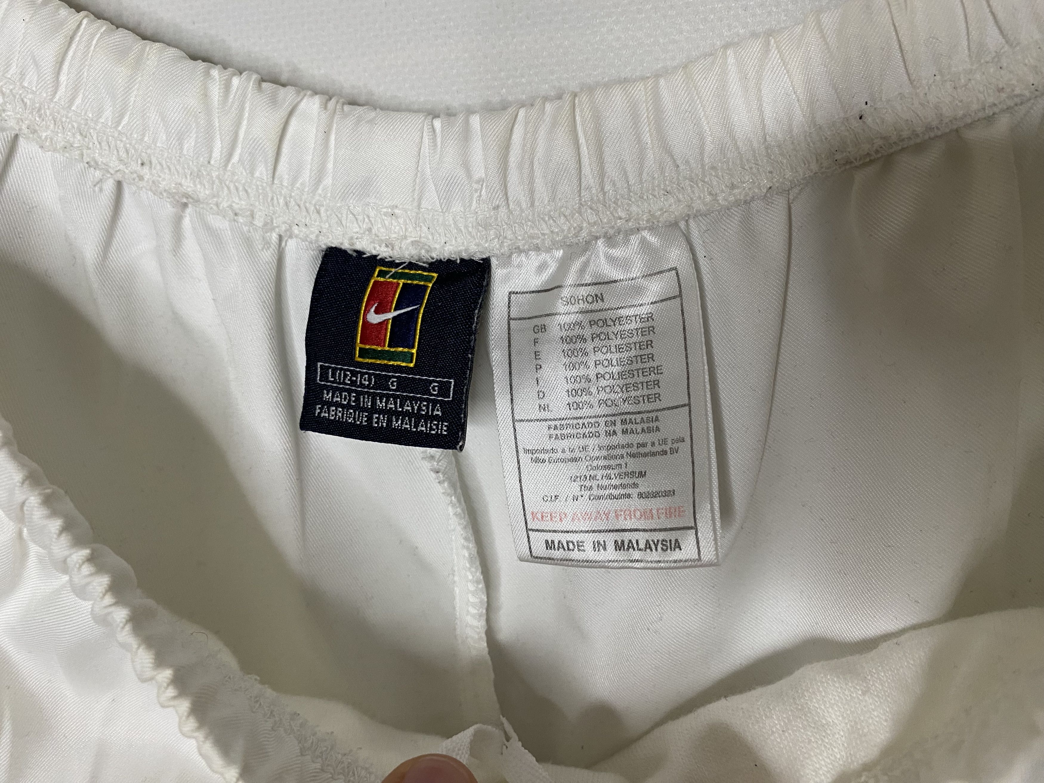 Nike × Vintage VINTAGE NIKE CHALLENGE COURT TENNIS SHORTS SIZE L Size US 36 / EU 52 - 4 Thumbnail