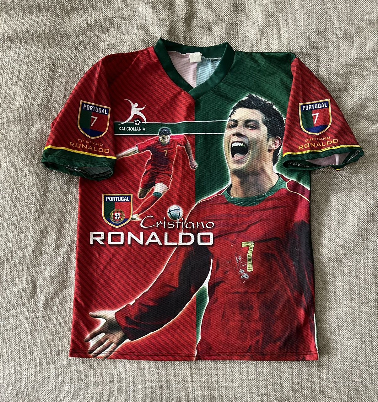 Vintage Cristiano Ronaldo Jersey Football Size US S / EU 44-46 / 1 - 1 Thumbnail