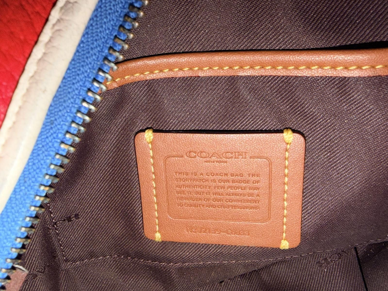 Coach Coach Camera Bag in Colorblock Pebbled Leather Size ONE SIZE - 9 Thumbnail