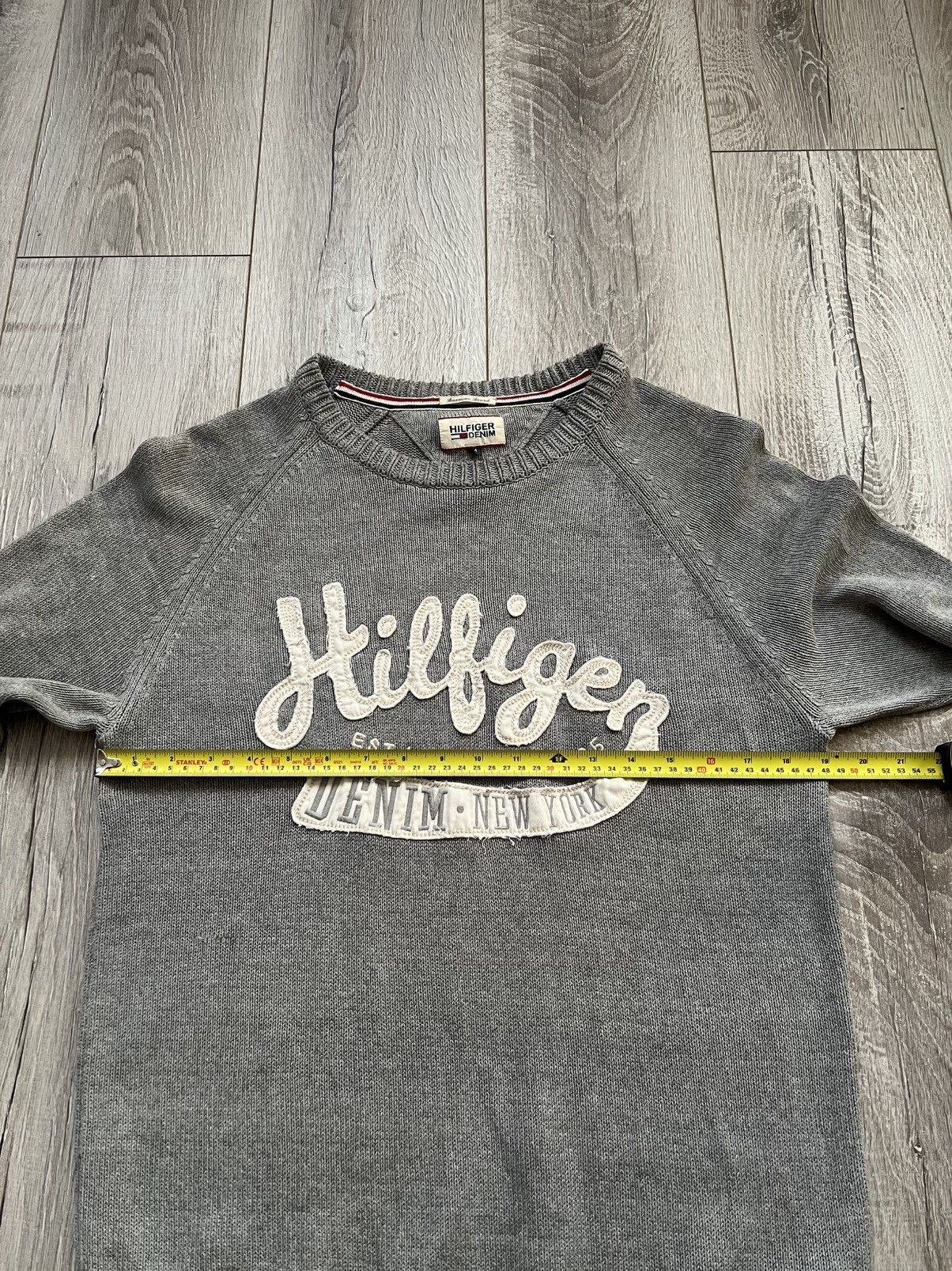 Tommy Hilfiger Vintage Tommy Hilfiger Knit Sweater Embroidered Logo Y2K Size US M / EU 48-50 / 2 - 15 Thumbnail