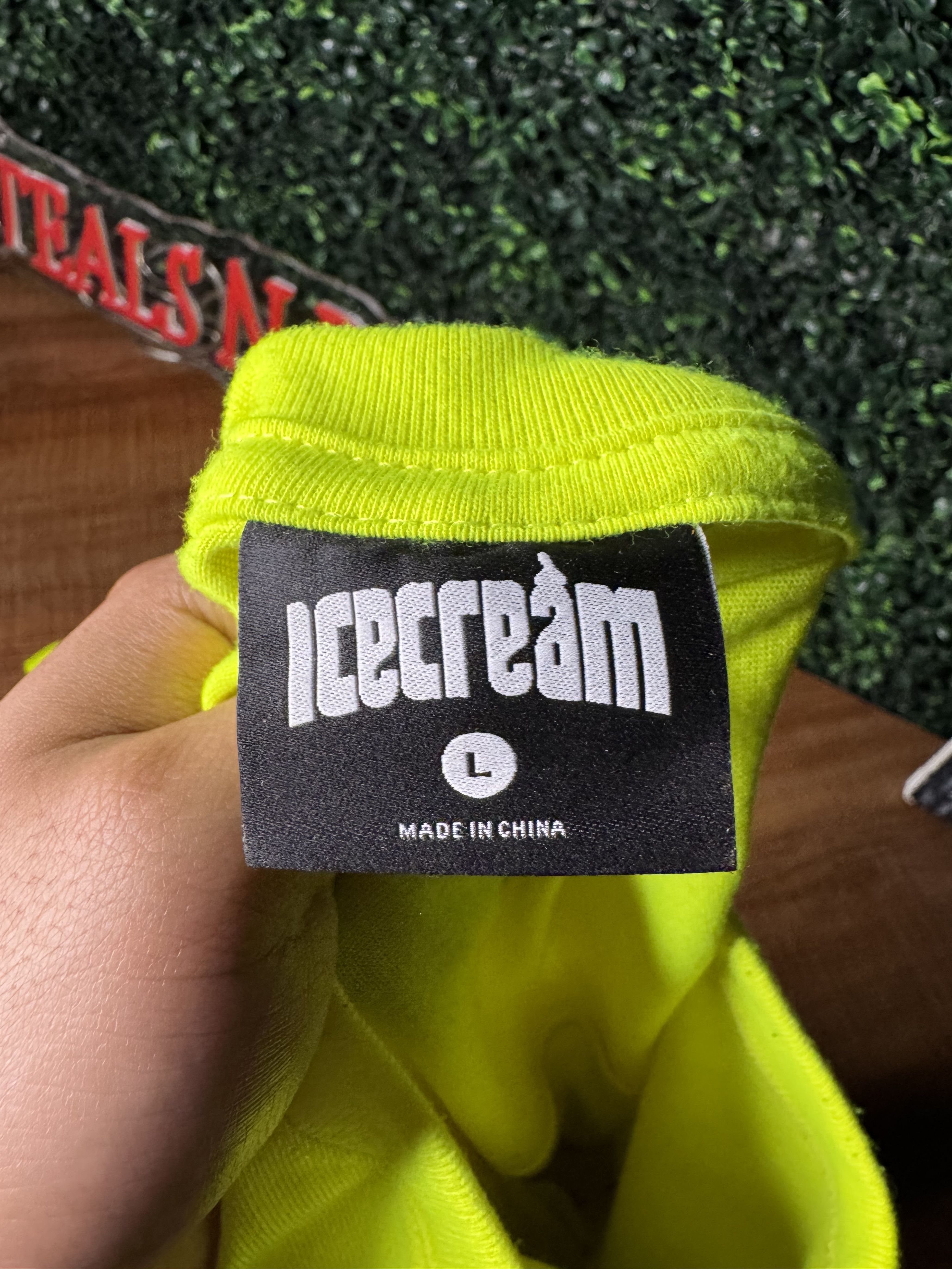 Icecream Ice cream neon green tee Size US L / EU 52-54 / 3 - 2 Thumbnail