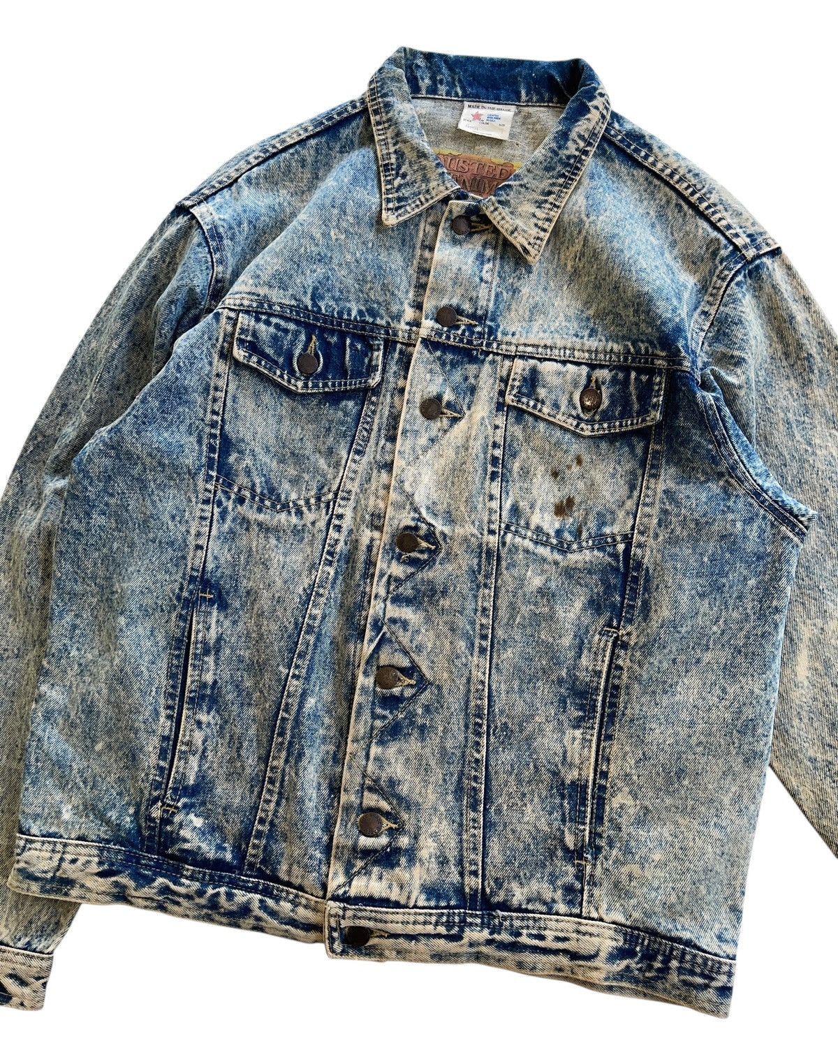 Vintage Vintage Dallas Cowboys Dusted Denim Acid Wash Jacket Size US L / EU 52-54 / 3 - 10 Thumbnail