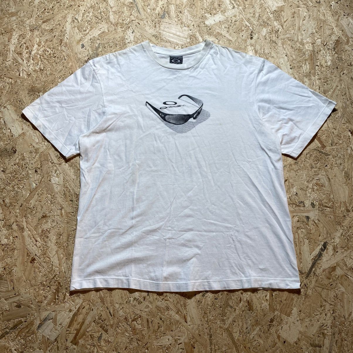Oakley Vintage Y2K Oakley Tee Size US L / EU 52-54 / 3 - 2 Thumbnail