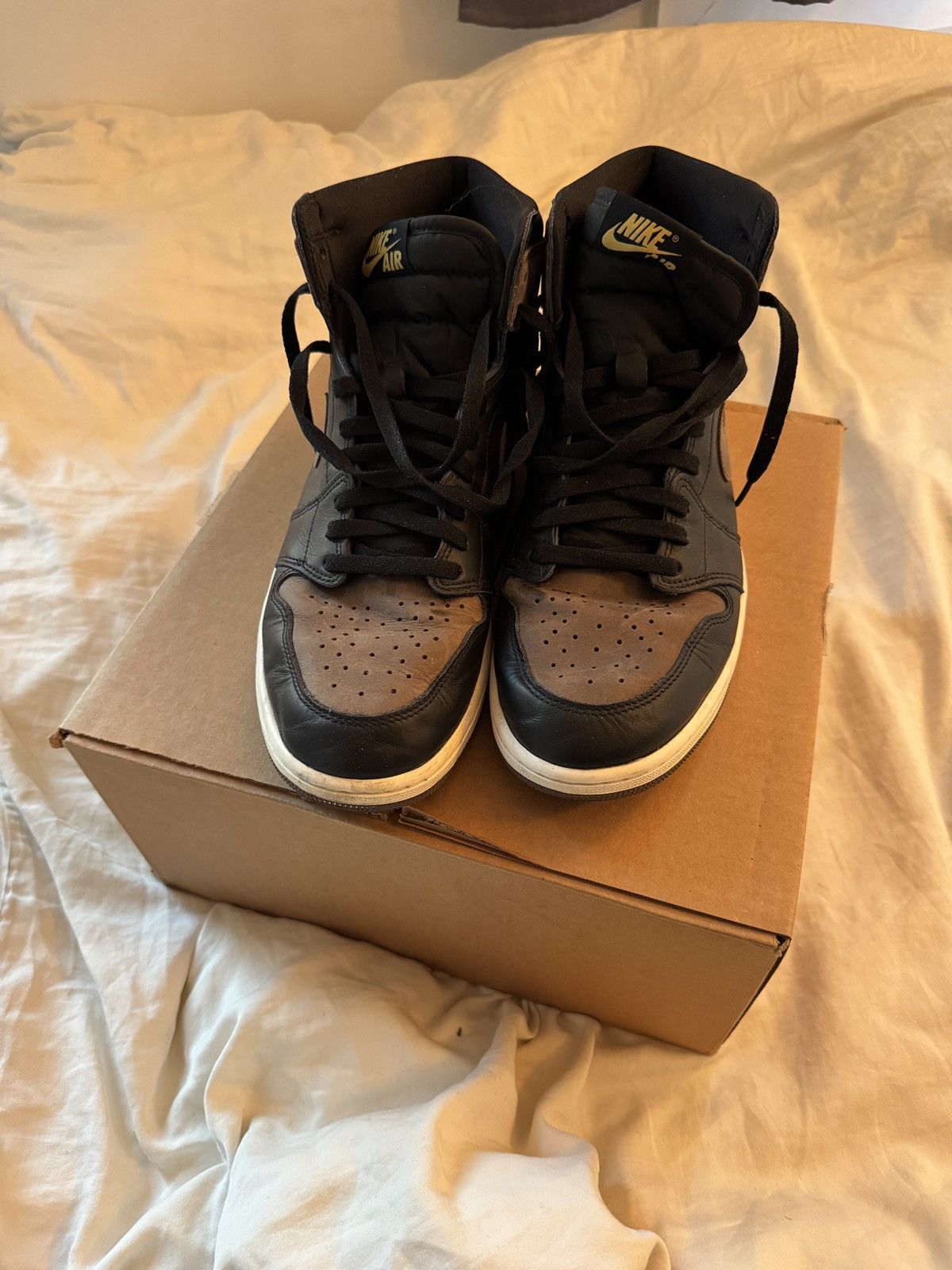 Jordan Brand Jordan 1 Palomino Size US 13 / EU 46 - 1 Thumbnail