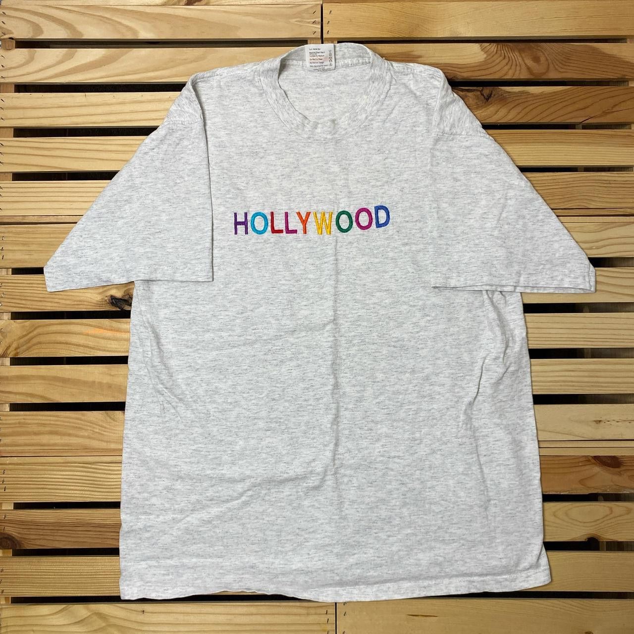 Other Vintage Hollywood, CA Gray Embroidered Tee Size XL Size US XL / EU 56 / 4 - 1 Thumbnail