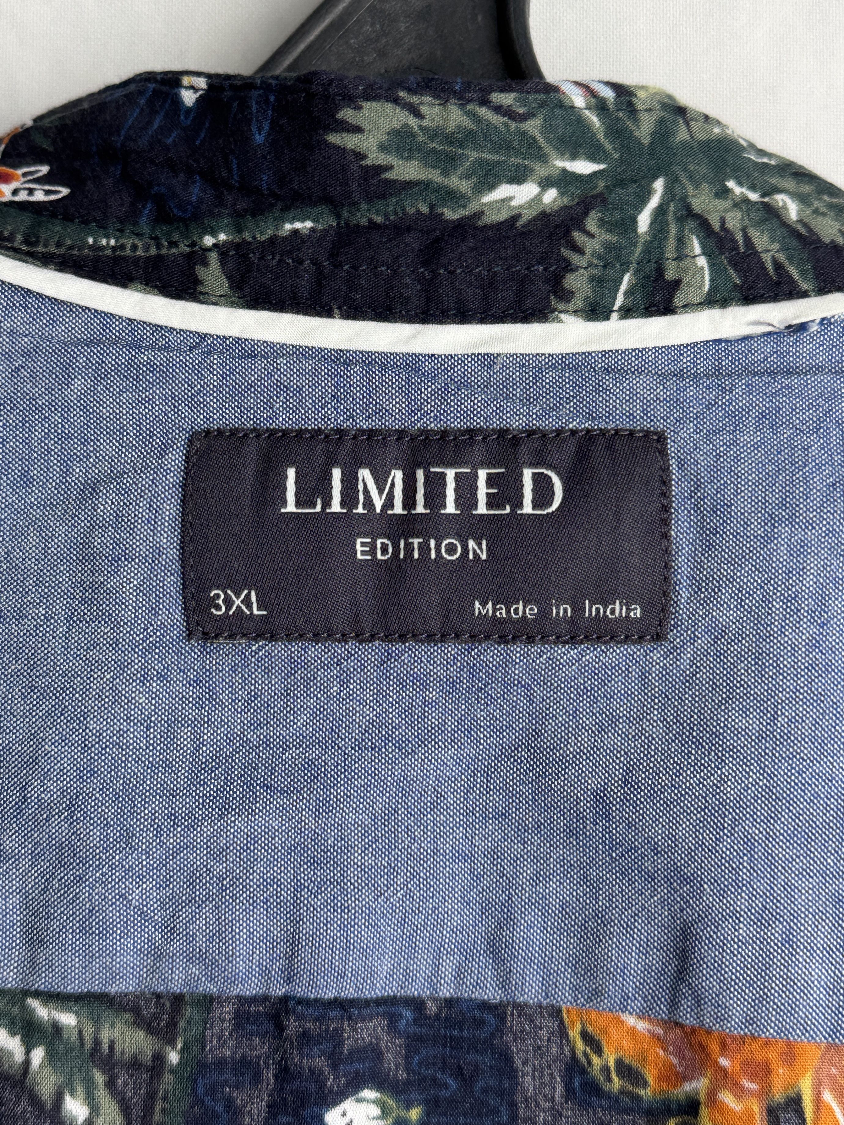 Other LIMITED EDITION men’s Hawaiian cotton button down shirt Size US XXL / EU 58 / 5 - 8 Thumbnail