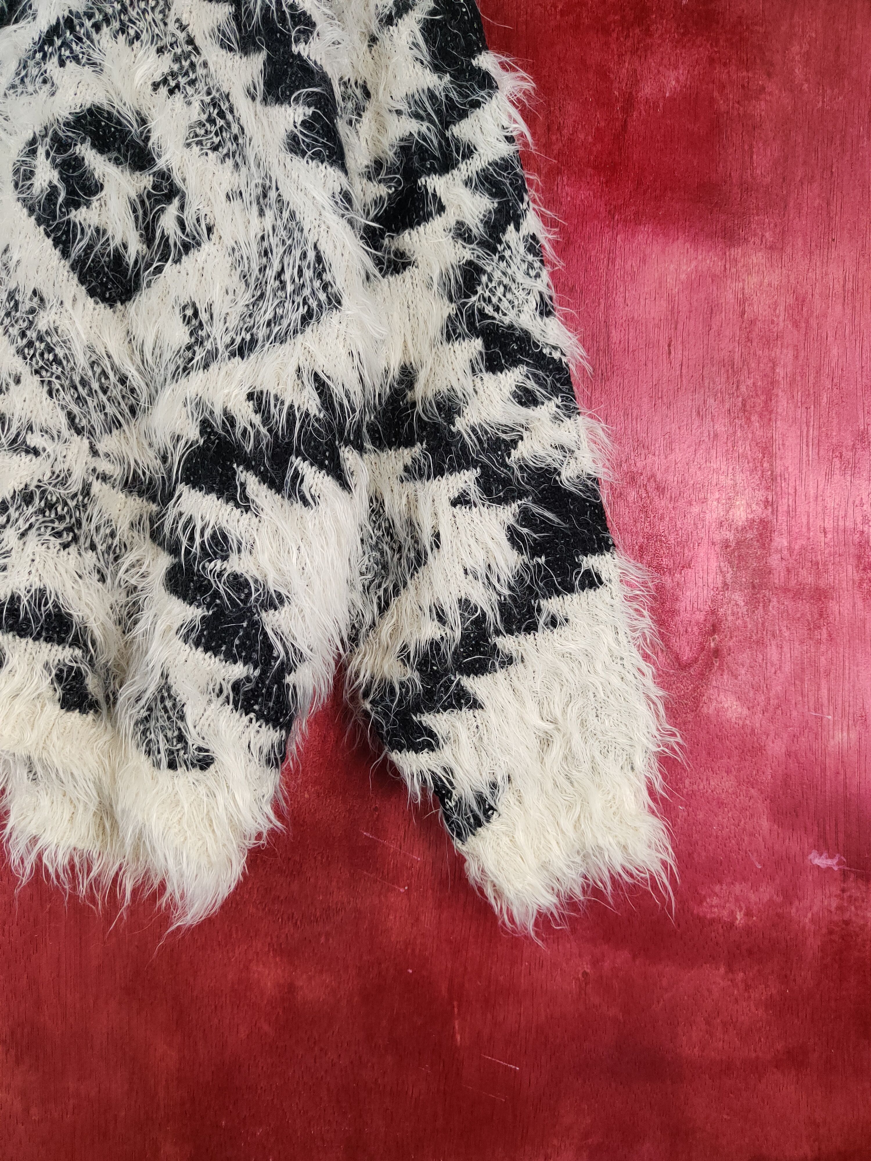 Japanese Brand × Vintage Art Design 💥 Spray Black Cream Fur Mohair Knitwear Size XL / US 12-14 / IT 48-50 - 6 Thumbnail