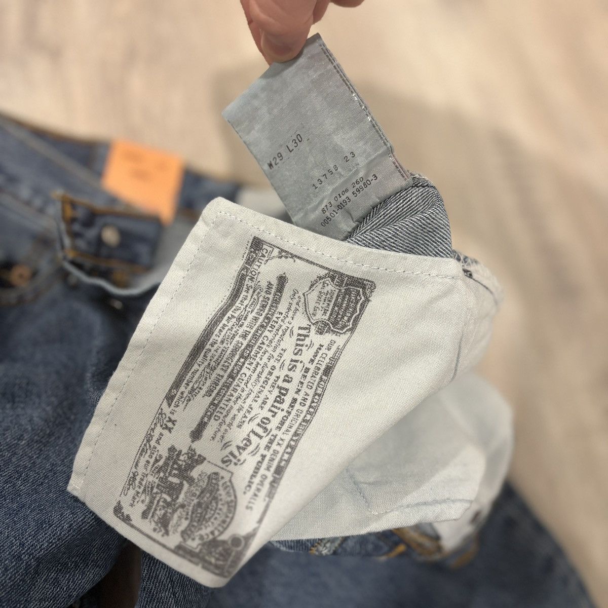 Levi's × Vintage Vintage NWT Levi’s 501 Button Fly Jeans Size 27" / US 4 / IT 40 - 6 Thumbnail