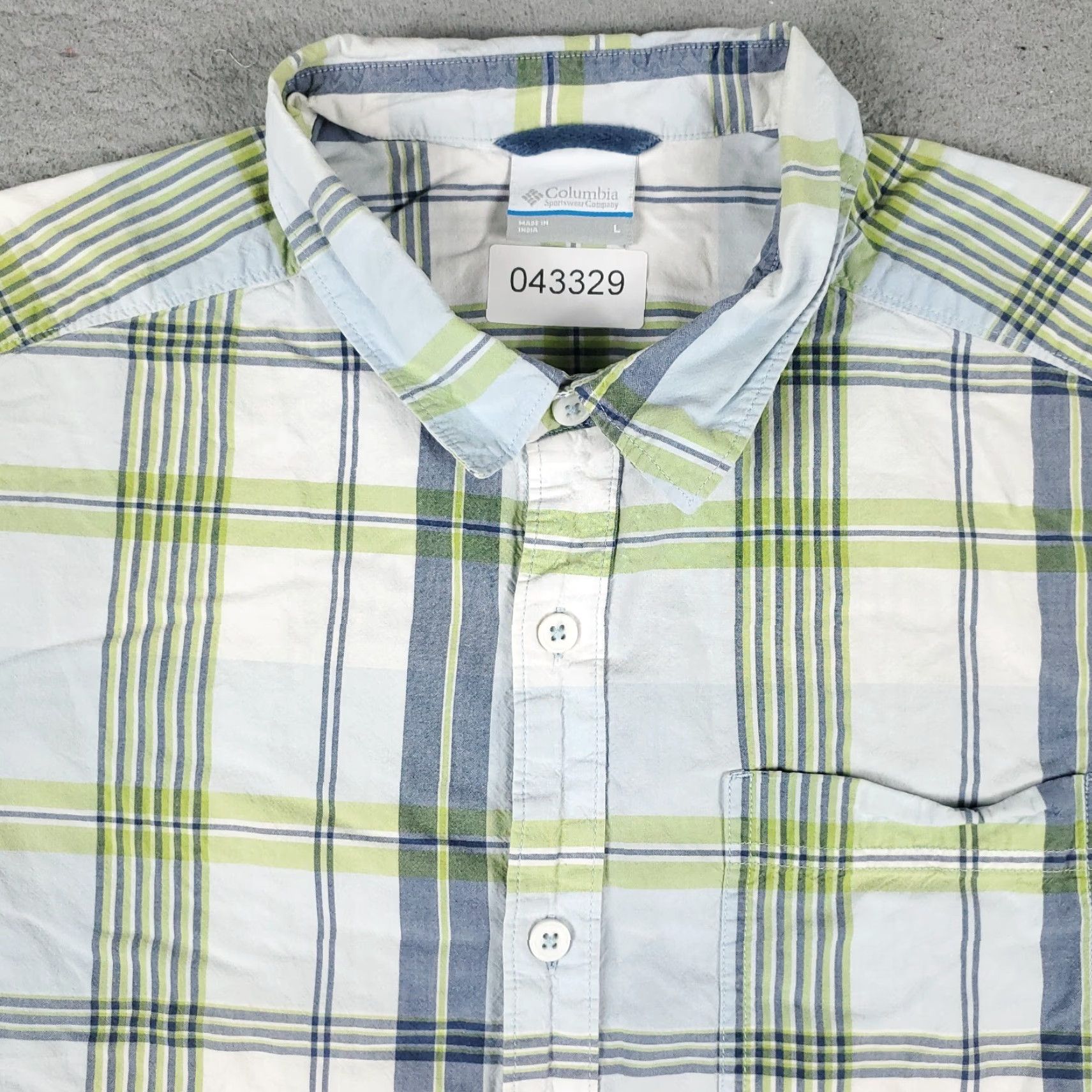 Vintage Columbia Shirt Mens L Blue Plaid Button-Up Short Sleeve Casual Button-Down Collar Men’s Regular Fit Size US L / EU 52-54 / 3 - 2 Thumbnail