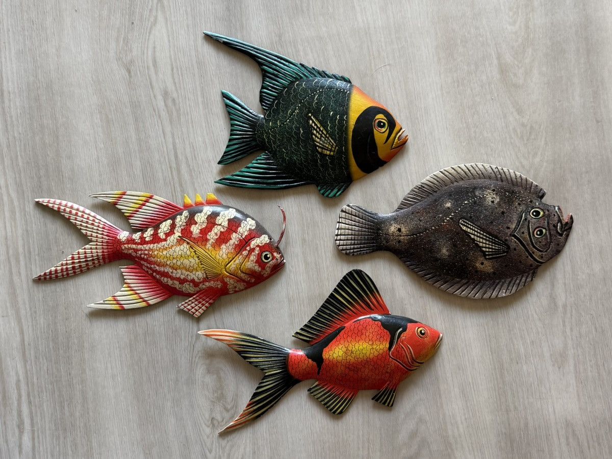 Vintage Vintage 70s 80s Handcrafted Wooden Tropical Fish Tiki Boho Size ONE SIZE - 1 Thumbnail