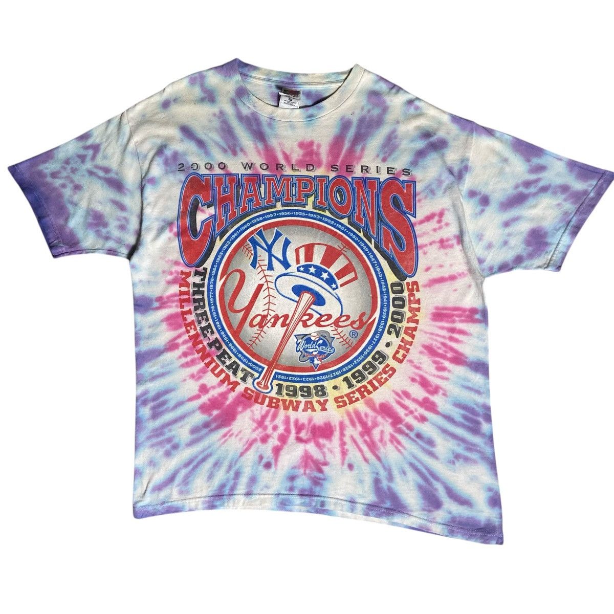 Vintage Vintage New York Yankees Champion MLB Tie Dyed T-Shirt Size US XL / EU 56 / 4 - 1 Thumbnail