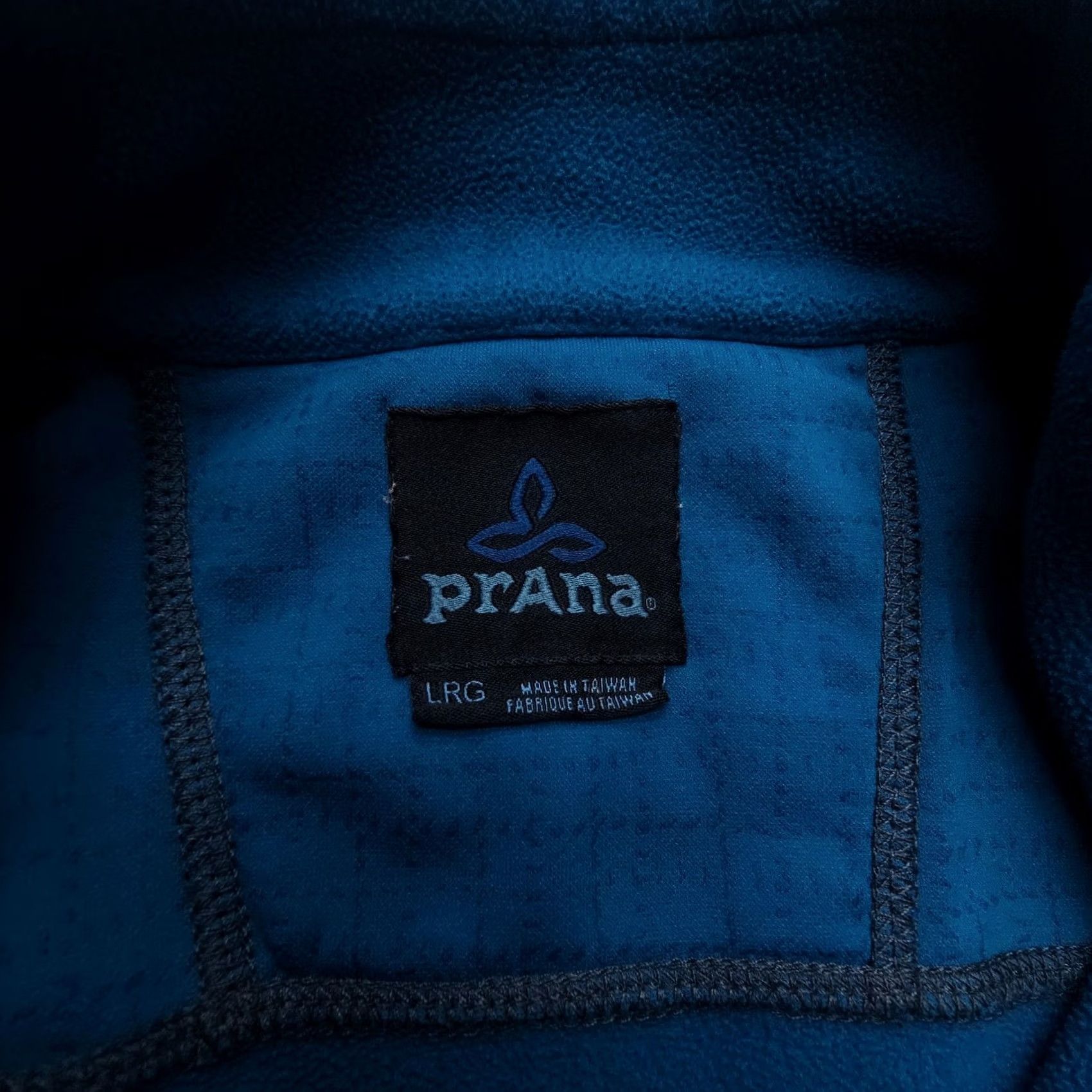 Prana prAna Long Sleeve 1/4 Zip Fleece Pullover Womens L Blue Hiking Mid Layer Shirt Pullover Womens Outdoor 1/4 Zip Lightweight Regular Blue Hiking Womens Size L / US 10 / IT 46 - 3 Thumbnail