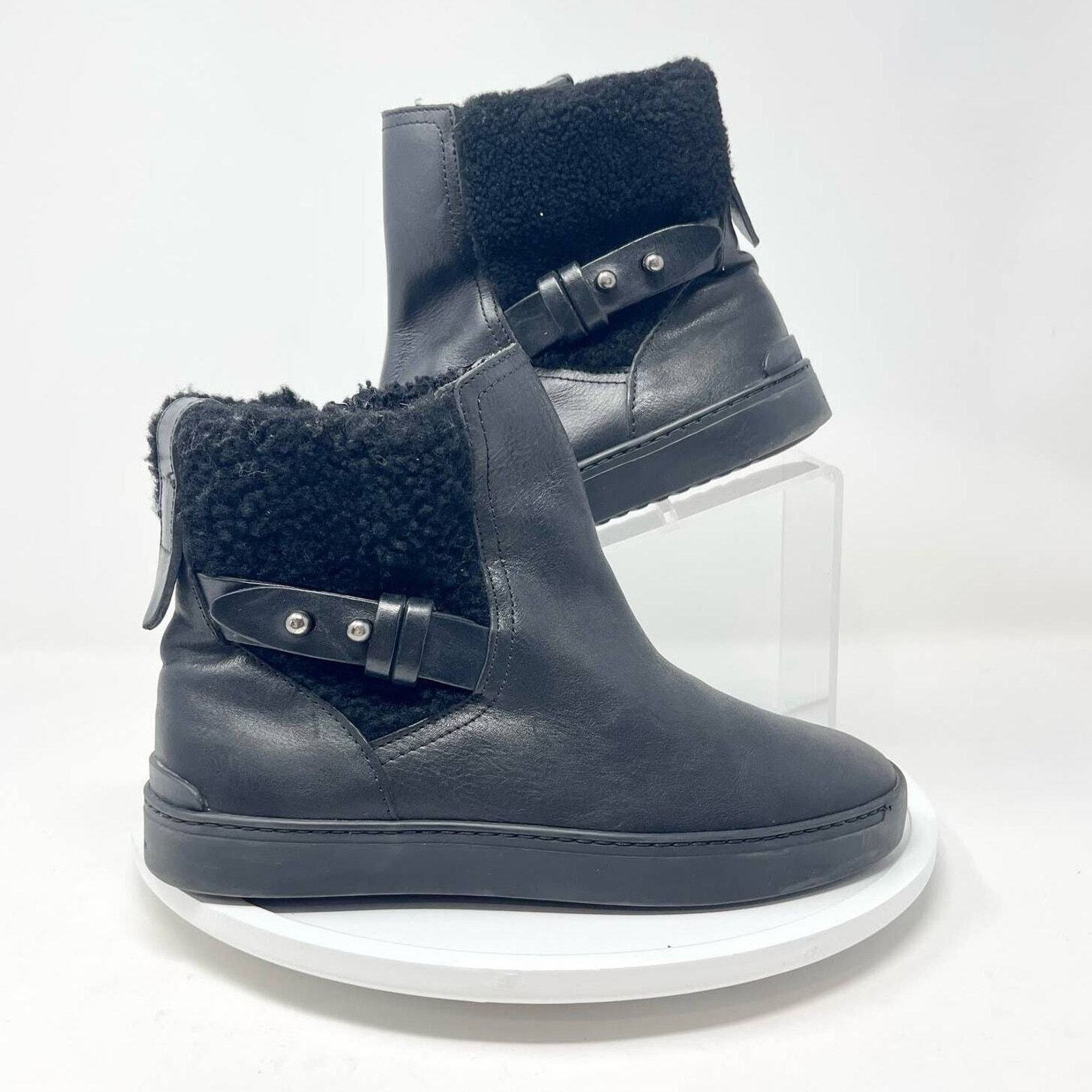 Rag & Bone rag & bone Size 36 / US 5 Shearling Farling Black Zip Ankle Size US 5 / IT 35 - 1 Thumbnail