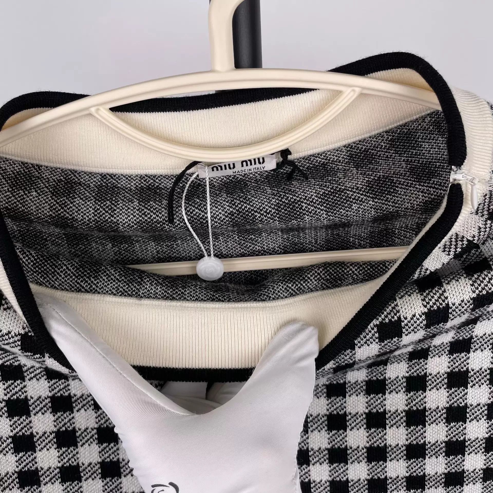 Miu Miu MIU MIU Women's Black & White Checkered Knit Skirt 38 Size 26" / US 2 / IT 38 - 8 Thumbnail