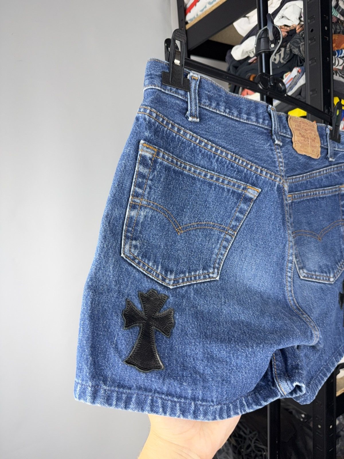 Levi's Vintage 90s Archival Chrome Hearts Style Cross Denim shorts Size 30" / US 8 / IT 44 - 5 Thumbnail