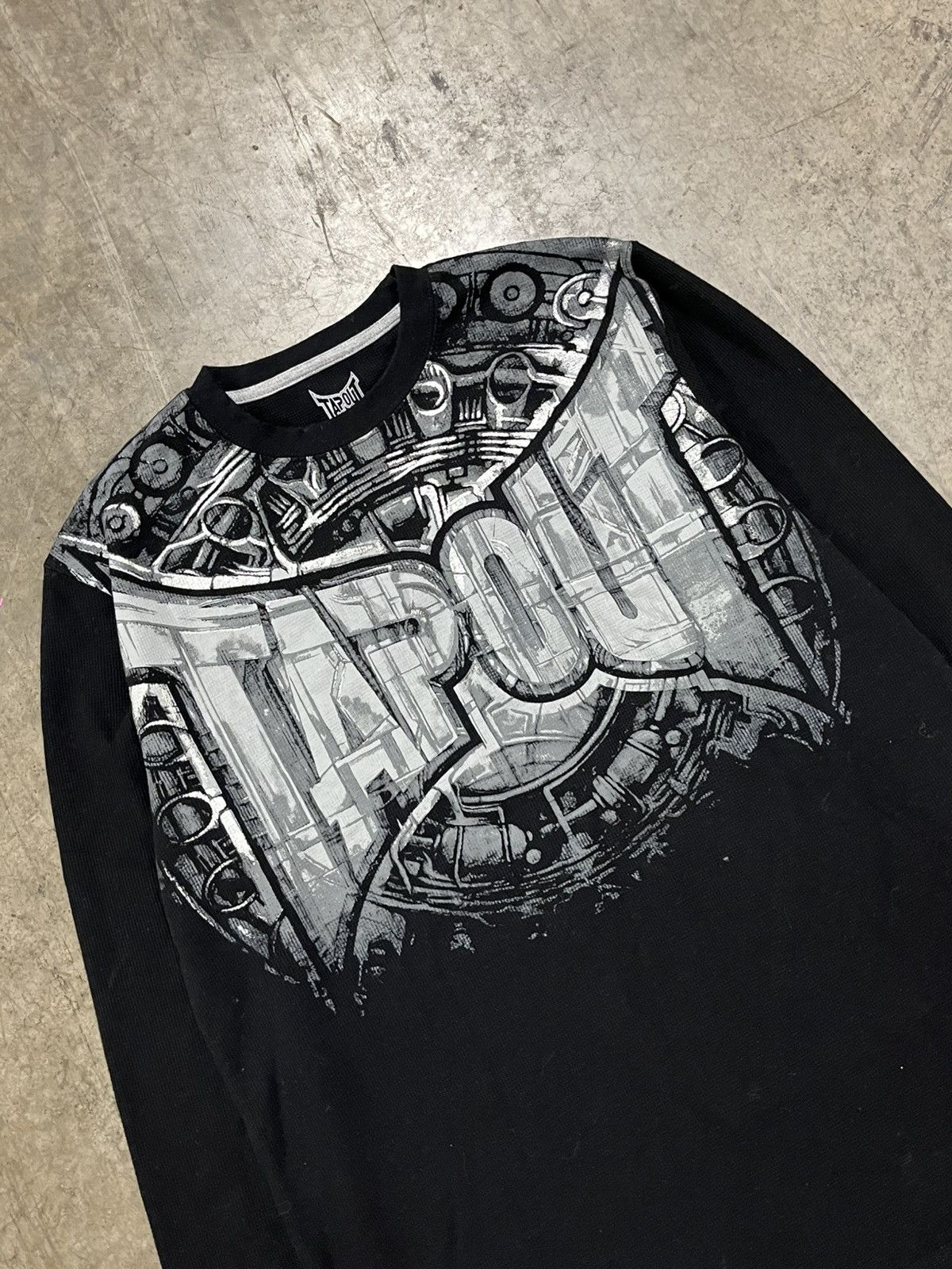 Affliction × Tapout × Vintage Y2K tap out thermal grunge opium skater affliction style Size US XL / EU 56 / 4 - 4 Thumbnail