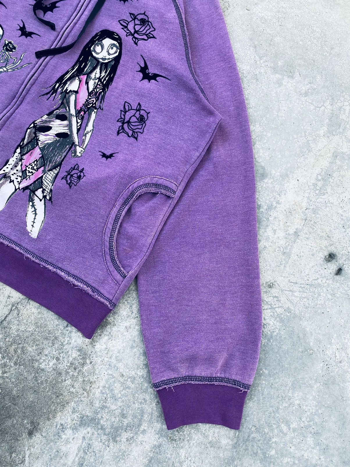 Vintage Vintage Anime The Nightmare Before Christmas Hoodie Size US L / EU 52-54 / 3 - 9 Thumbnail