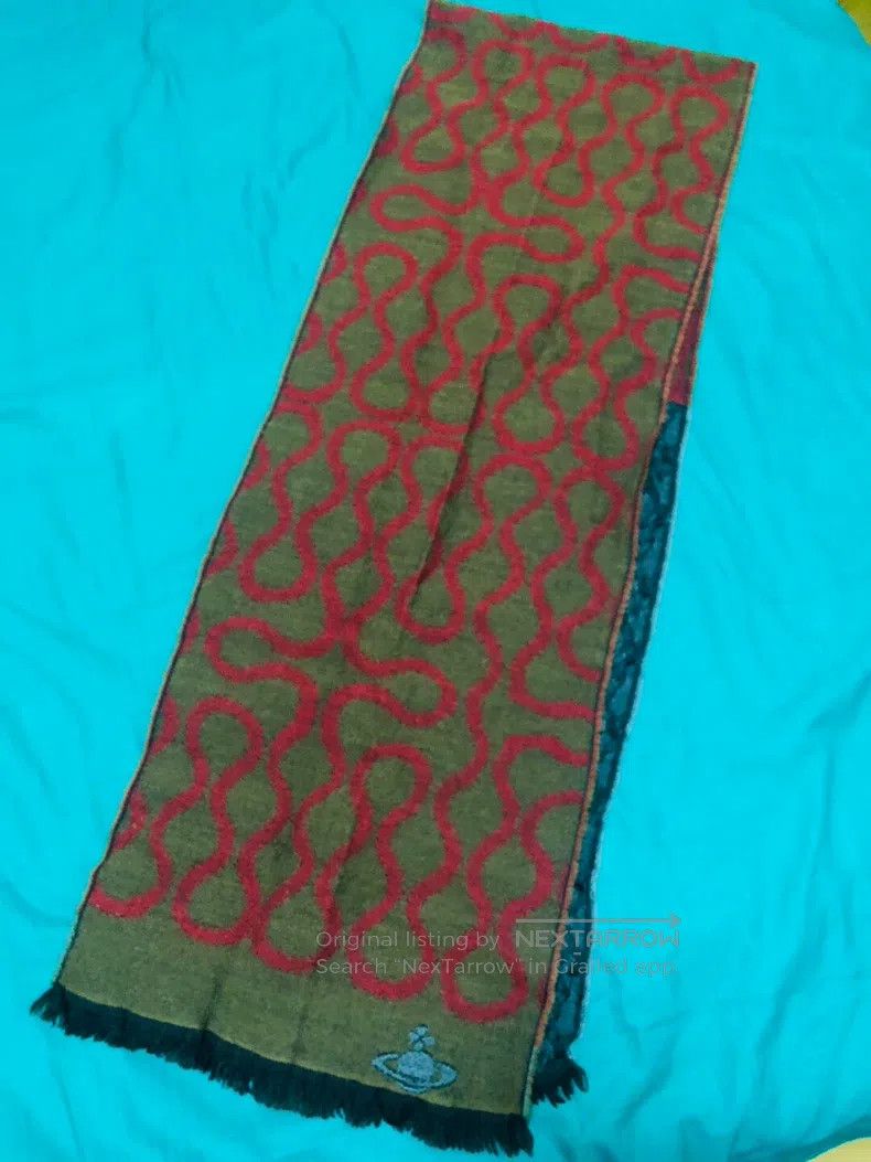 Vivienne Westwood Vivienne Westwood Pirate tattoo Saturn scarf Size ONE SIZE - 6 Thumbnail