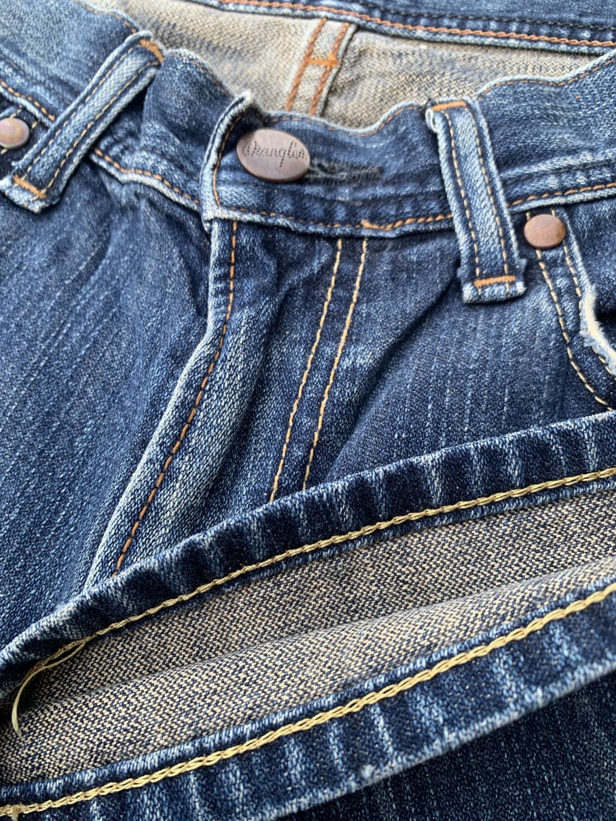 Wrangler Flare wrangler jeans. Size US 31 - 7 Thumbnail