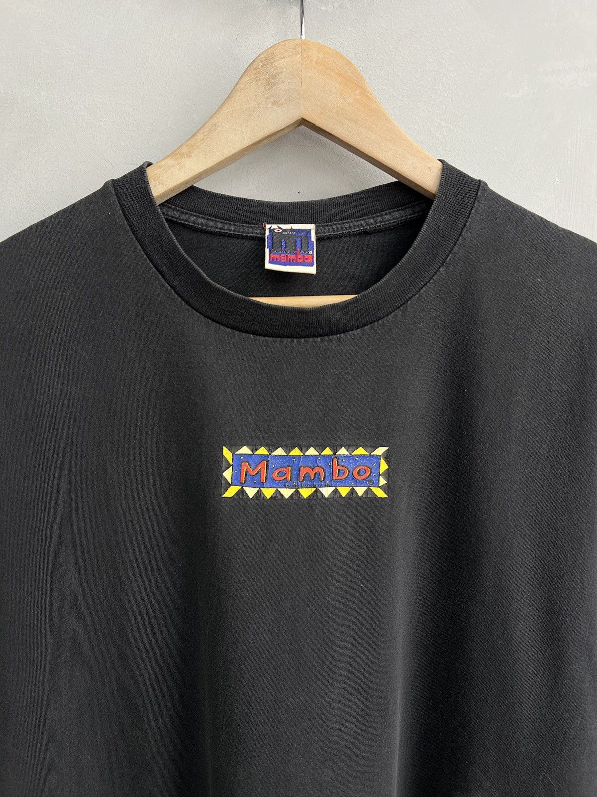 Mambo Mambo 90s graphic tee t shirt y2k Size US L / EU 52-54 / 3 - 2 Thumbnail