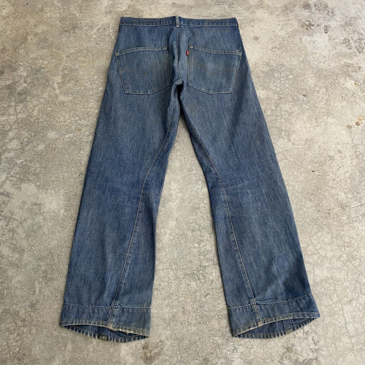 Levi's Vintage Levis Engineered Twisted Leg Relaxed Denim Jeans Size US 33 - 8 Thumbnail
