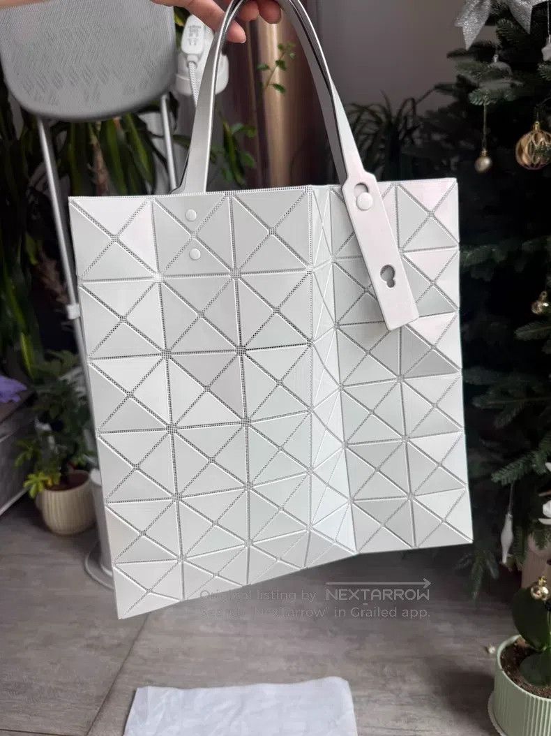 Issey Miyake Issey Miyake Six-Grid Bag, Snow White Size ONE SIZE - 1 Thumbnail