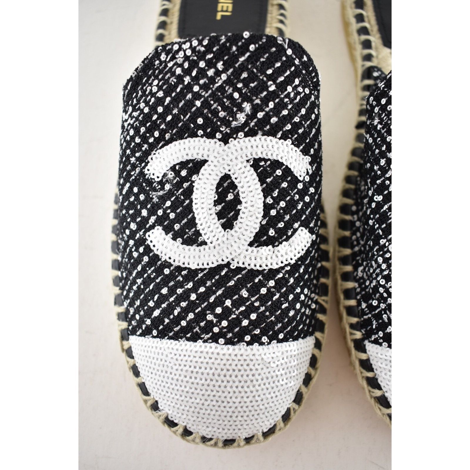 Chanel Chanel 24P Black Tweed White Sequin CC Logo Backless Size US 10 / IT 40 - 9 Thumbnail