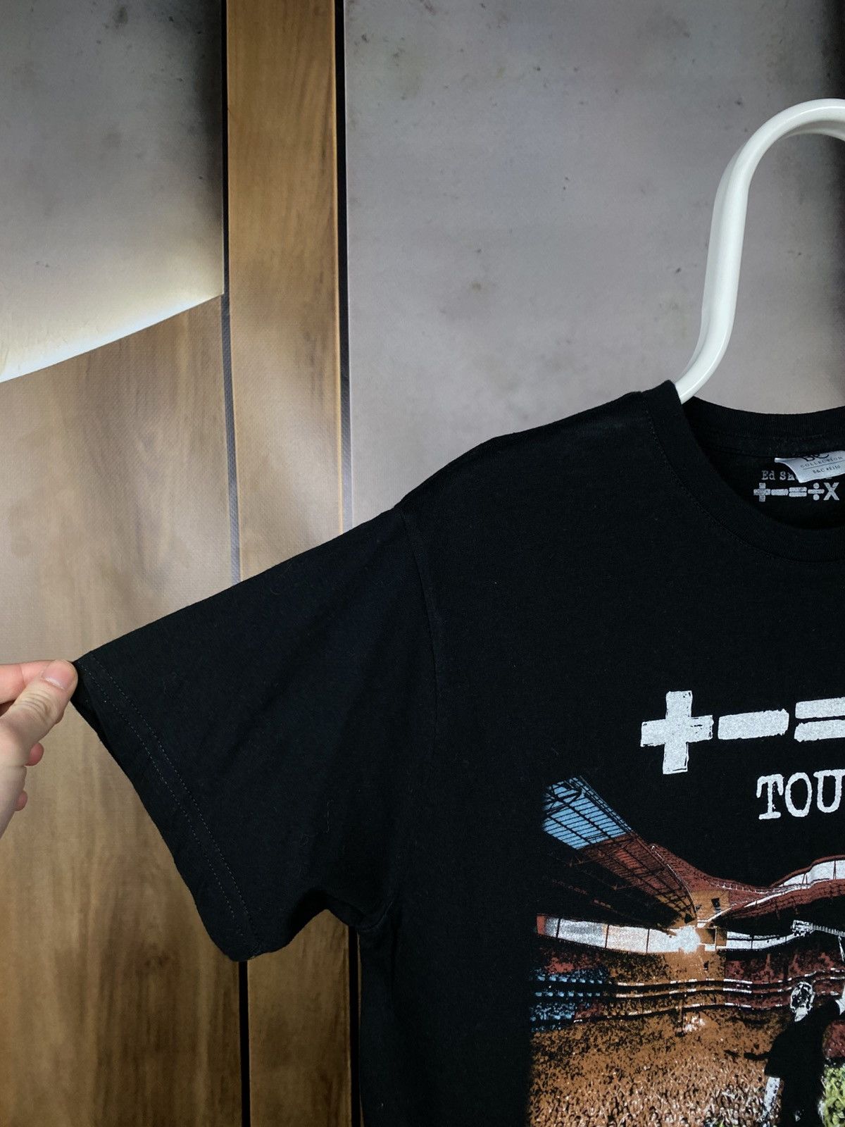 Band Tees 🎸Vintage T-Shirt Ed Sheeran The Mathematics Tour Tee🎸 Size US M / EU 48-50 / 2 - 5 Thumbnail