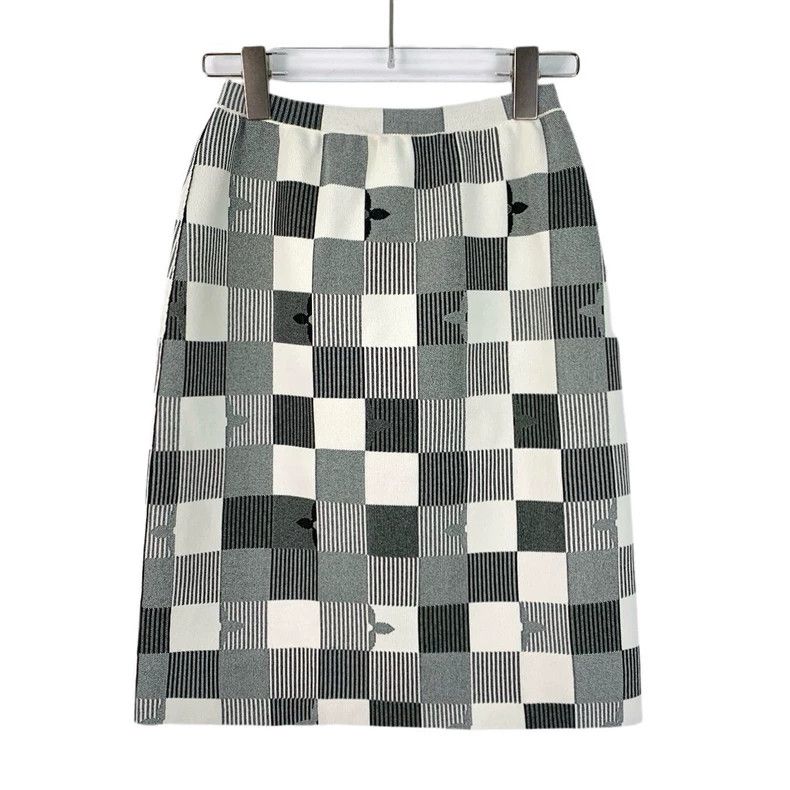Louis Vuitton Louis Vuitton size xs 23 Colorblock Checkerboard Logo Casua Size 24" / US 00 / IT 34 - 2 Thumbnail