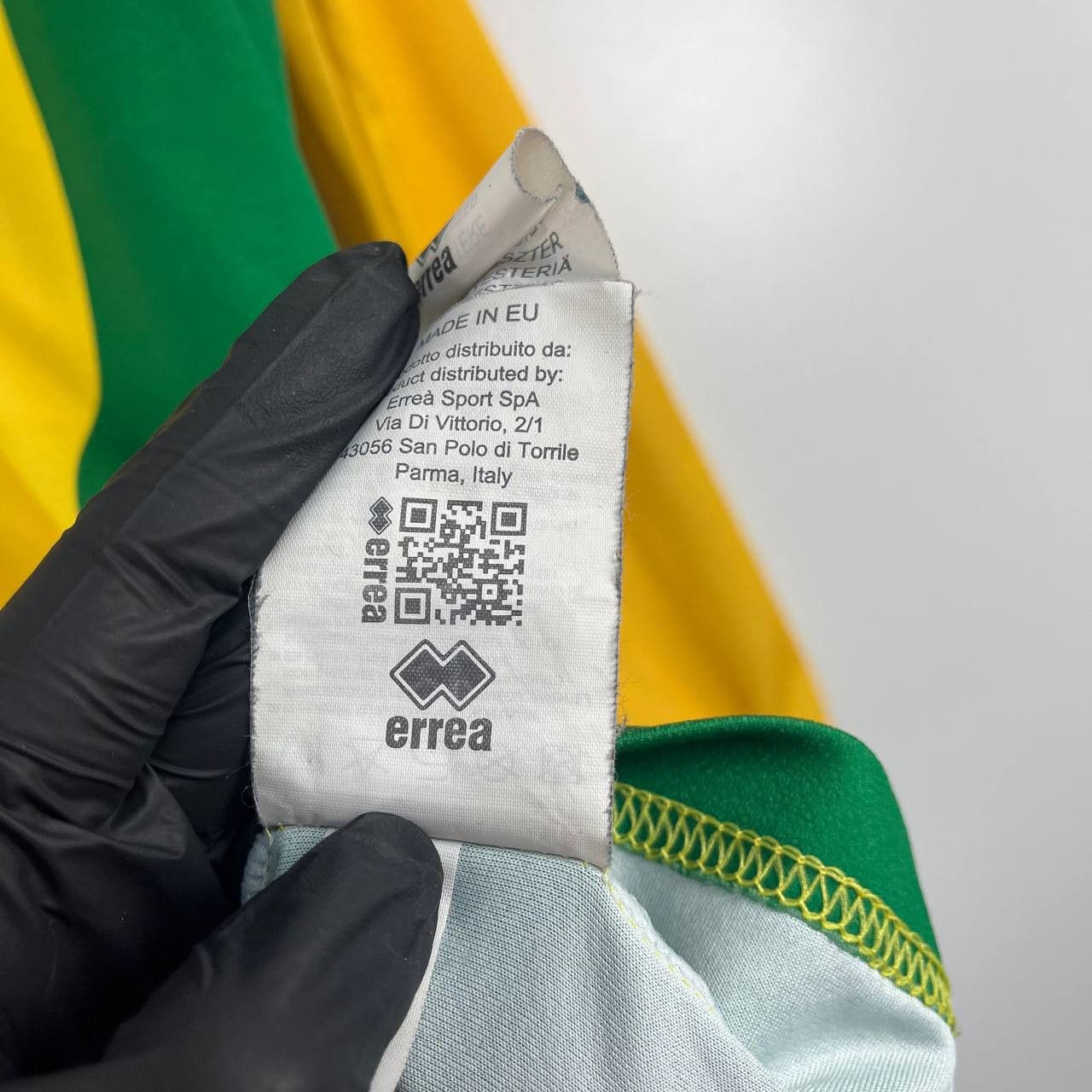 Errea Norwich City 2015 Anniversary Home Soccer Jersey Errea Sz L Size US L / EU 52-54 / 3 - 6 Thumbnail